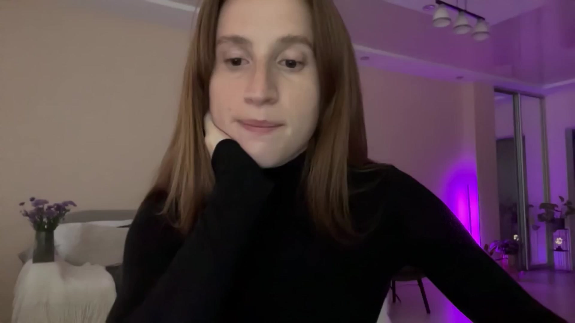 Gallery image thumbnail from LovelyBvnny's myfreecams stream on, 05/31/2024, 16:30 image 20 of 20