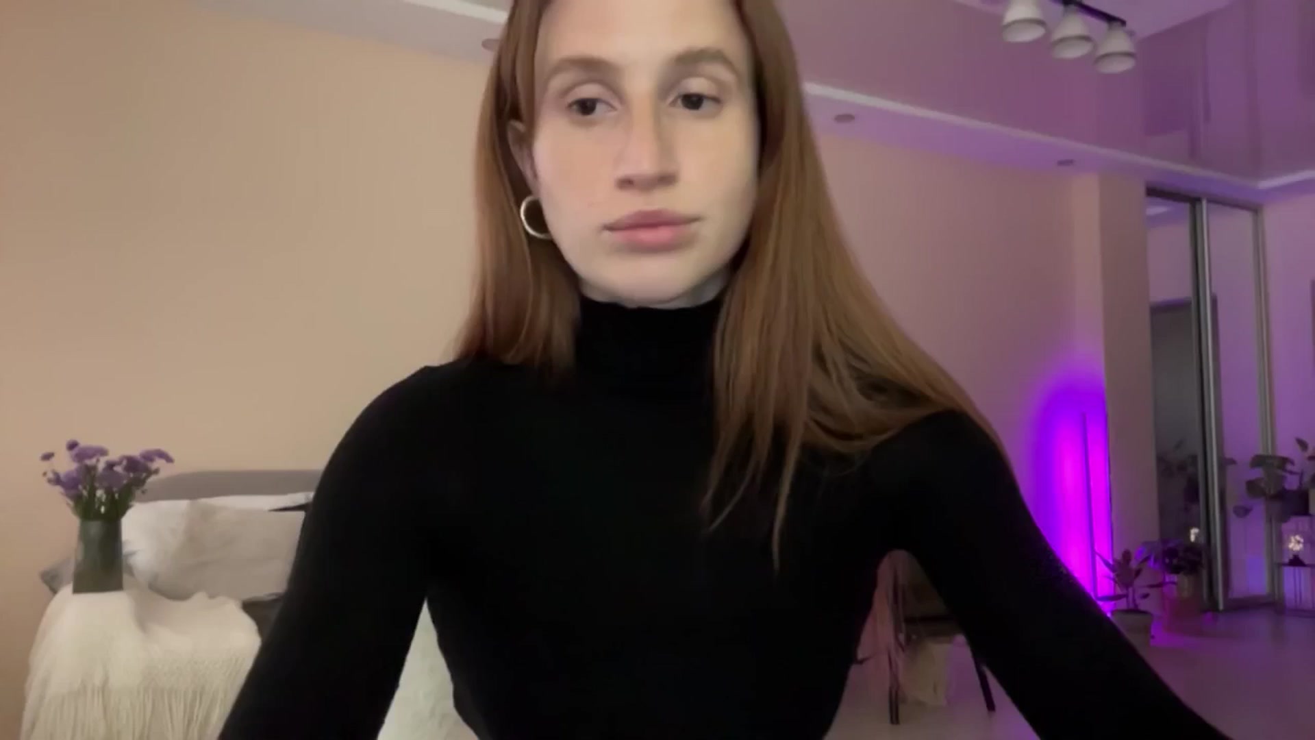Gallery image thumbnail from LovelyBvnny's myfreecams stream on, 05/31/2024, 16:30 image 1 of 20