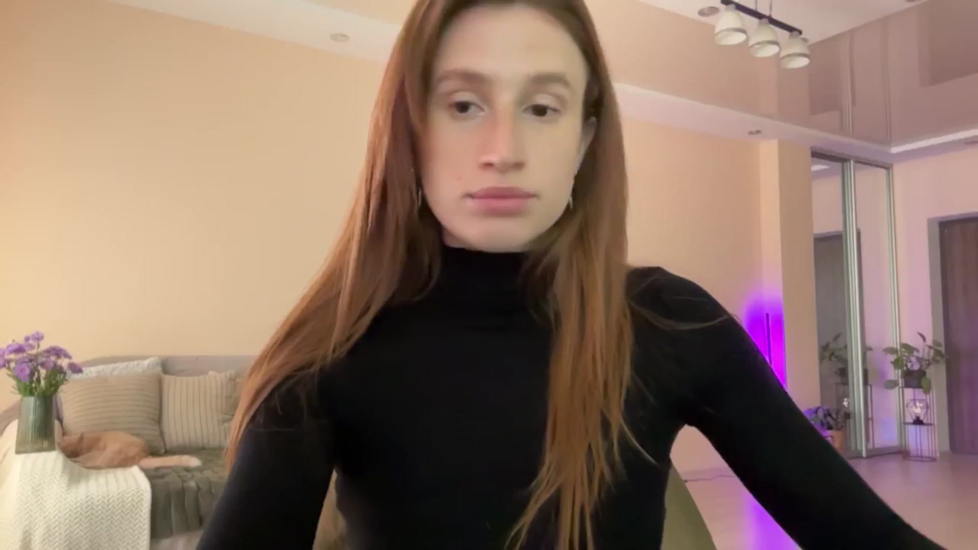 Gallery image thumbnail from LovelyBvnny's myfreecams stream on, 06/02/2024, 07:52 image 15 of 20