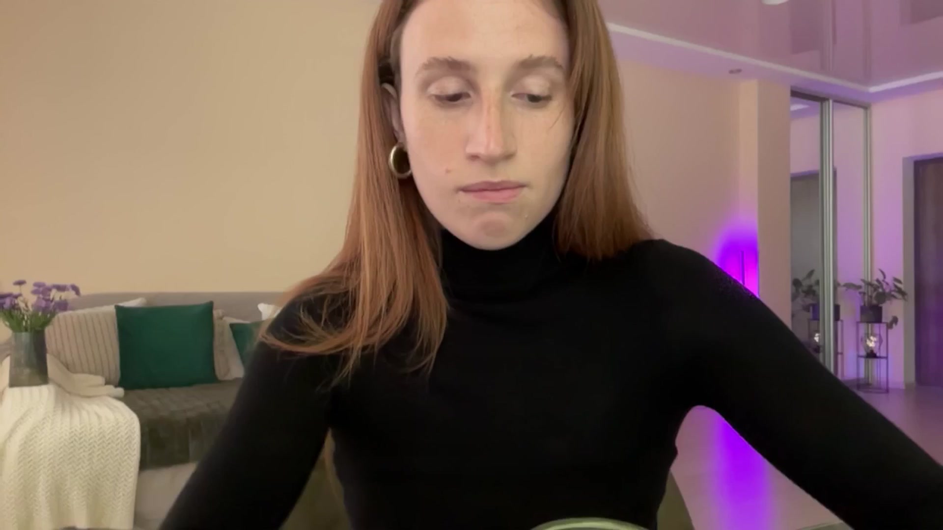 Gallery image thumbnail from LovelyBvnny's myfreecams stream on, 06/02/2024, 15:36 image 7 of 20