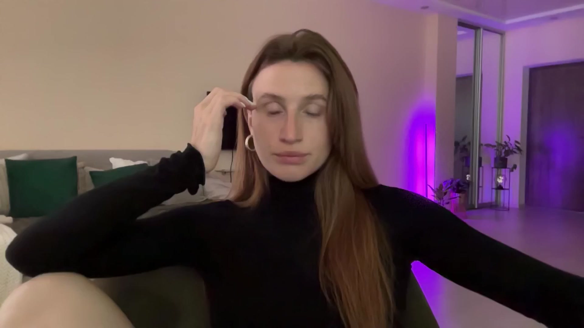 Gallery image thumbnail from LovelyBvnny's myfreecams stream on, 06/02/2024, 16:48 image 11 of 20