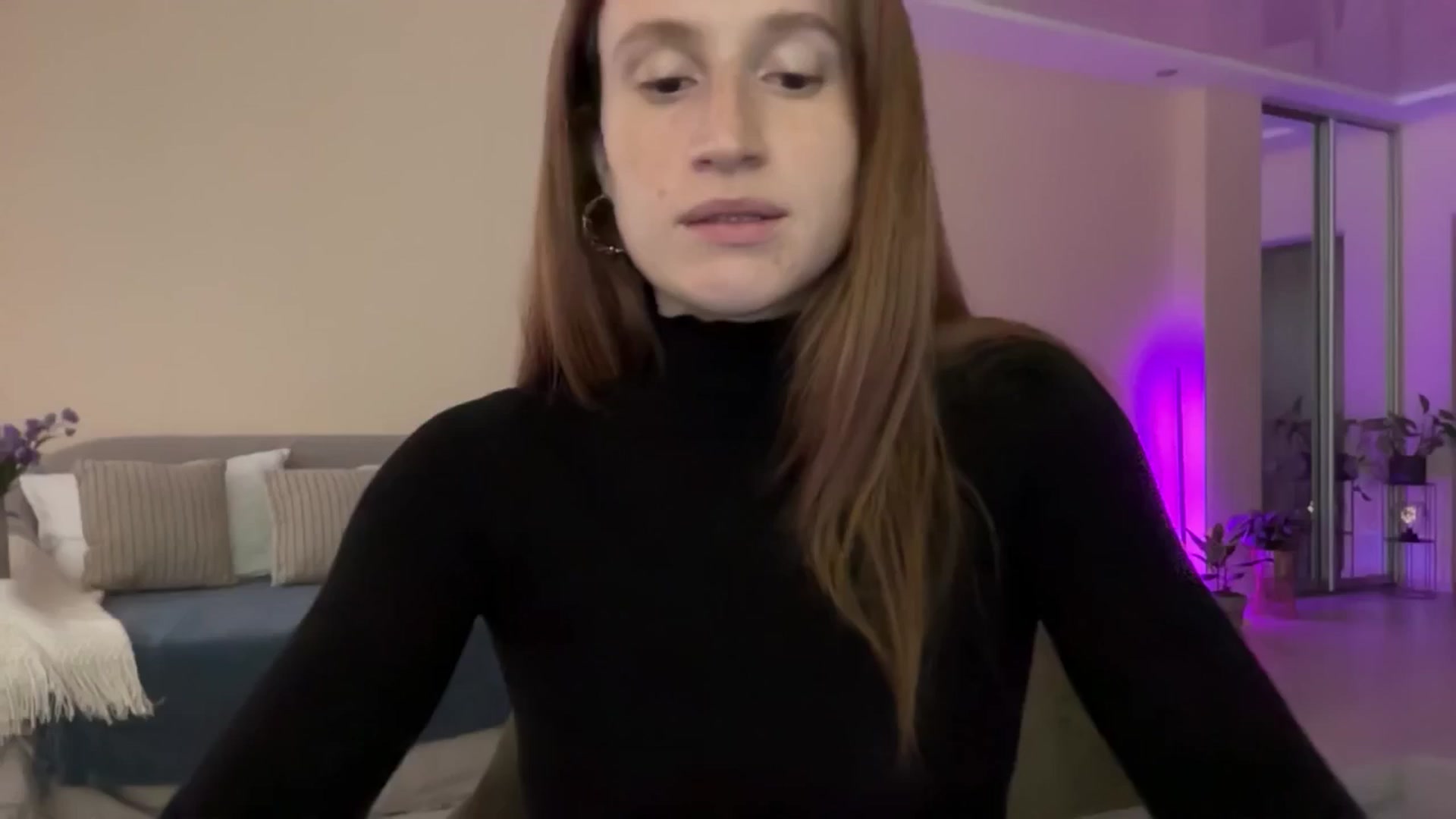 Gallery image thumbnail from LovelyBvnny's myfreecams stream on, 06/03/2024, 17:06 image 14 of 20