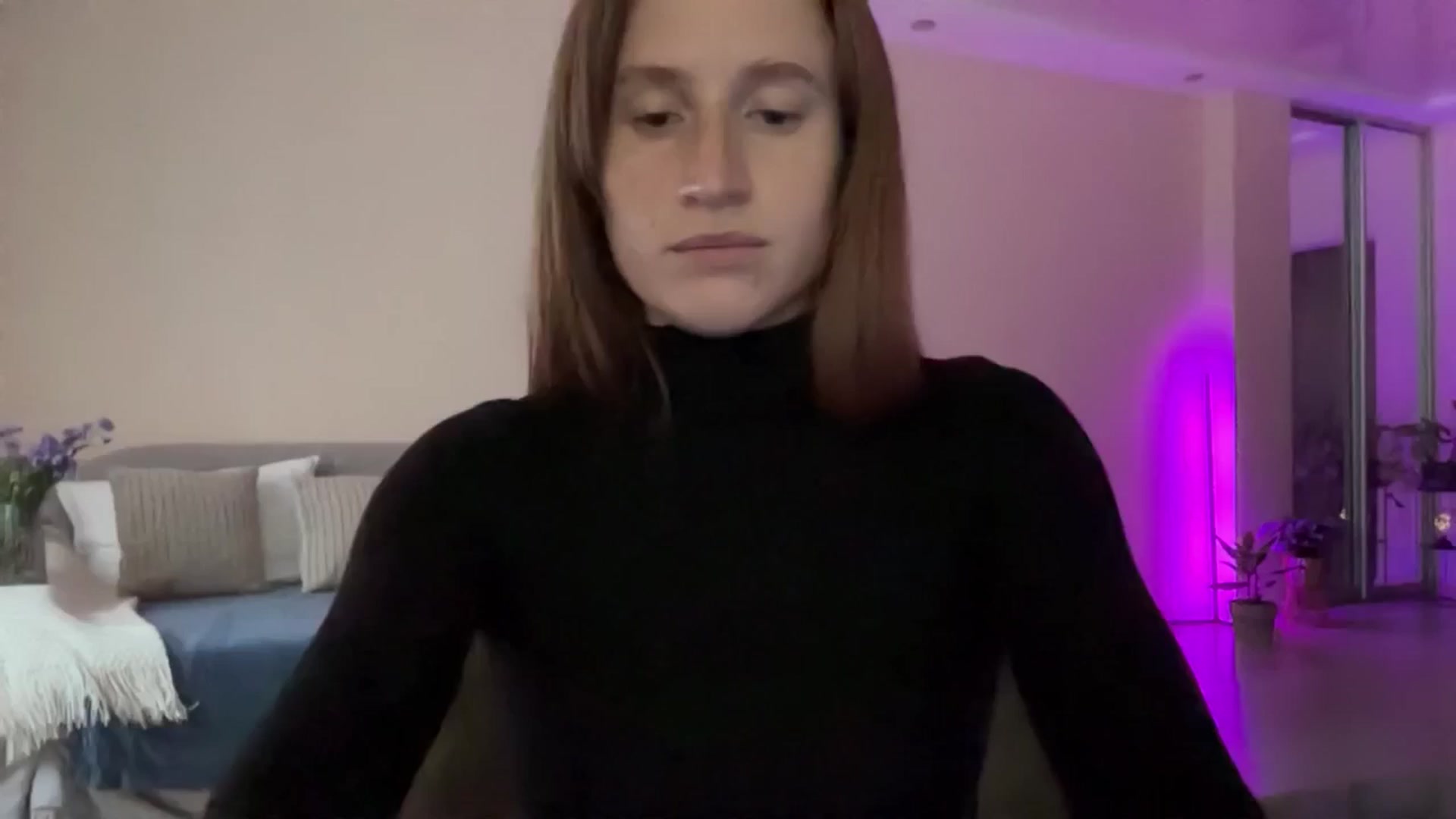 Gallery image thumbnail from LovelyBvnny's myfreecams stream on, 06/03/2024, 17:06 image 20 of 20