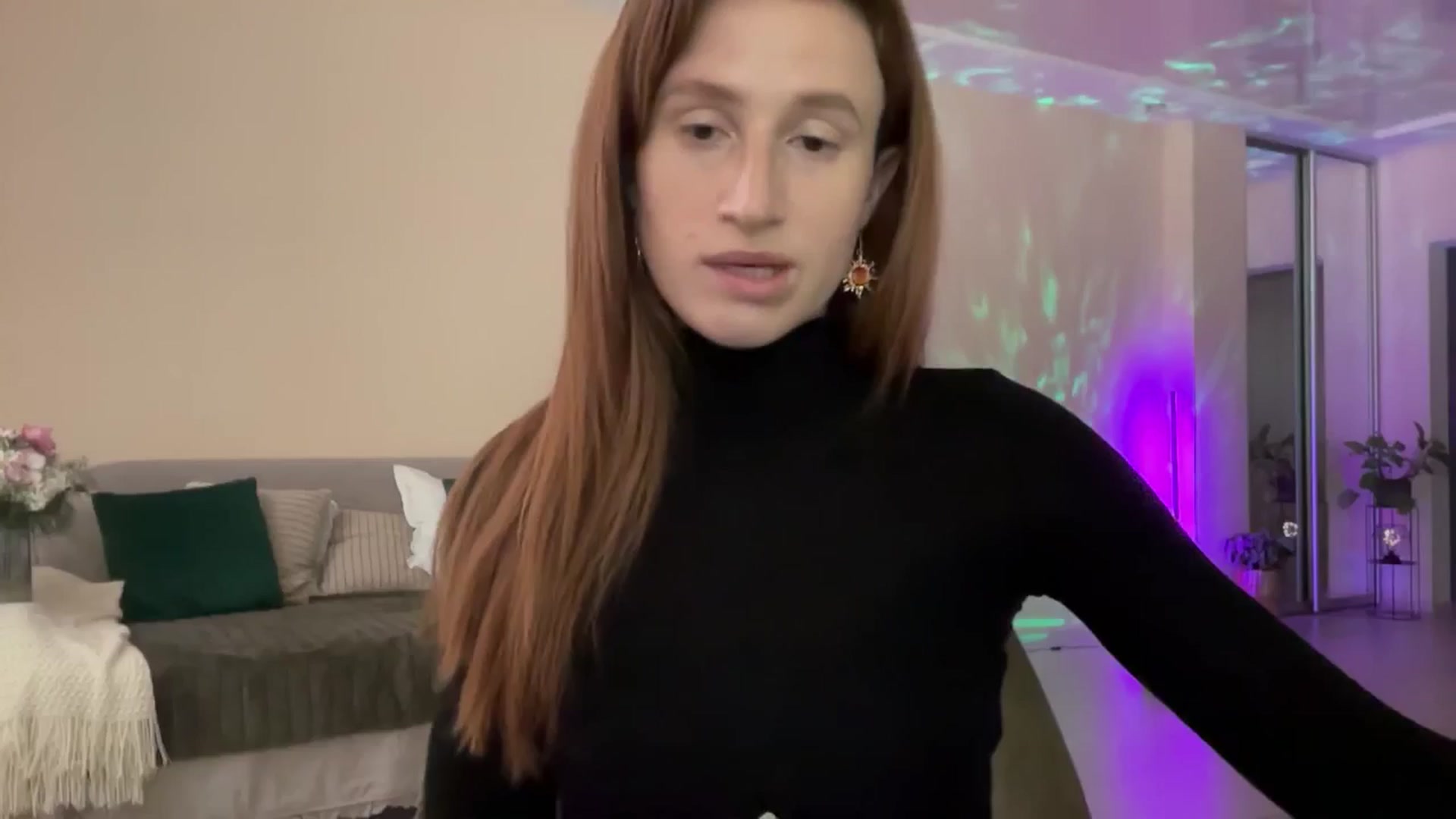 Gallery image thumbnail from LovelyBvnny's myfreecams stream on, 06/16/2024, 12:04 image 5 of 20