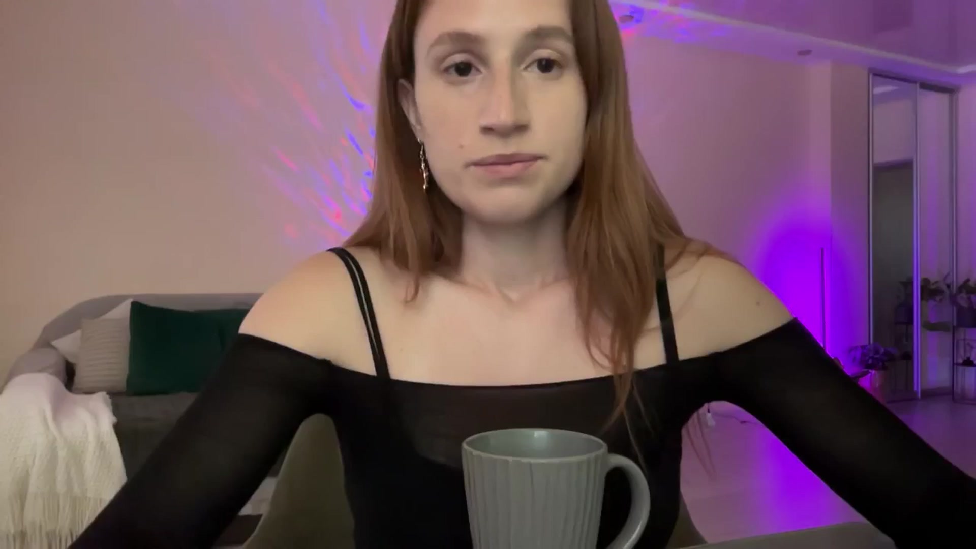 Gallery image thumbnail from LovelyBvnny's myfreecams stream on, 06/21/2024, 15:59 image 3 of 20