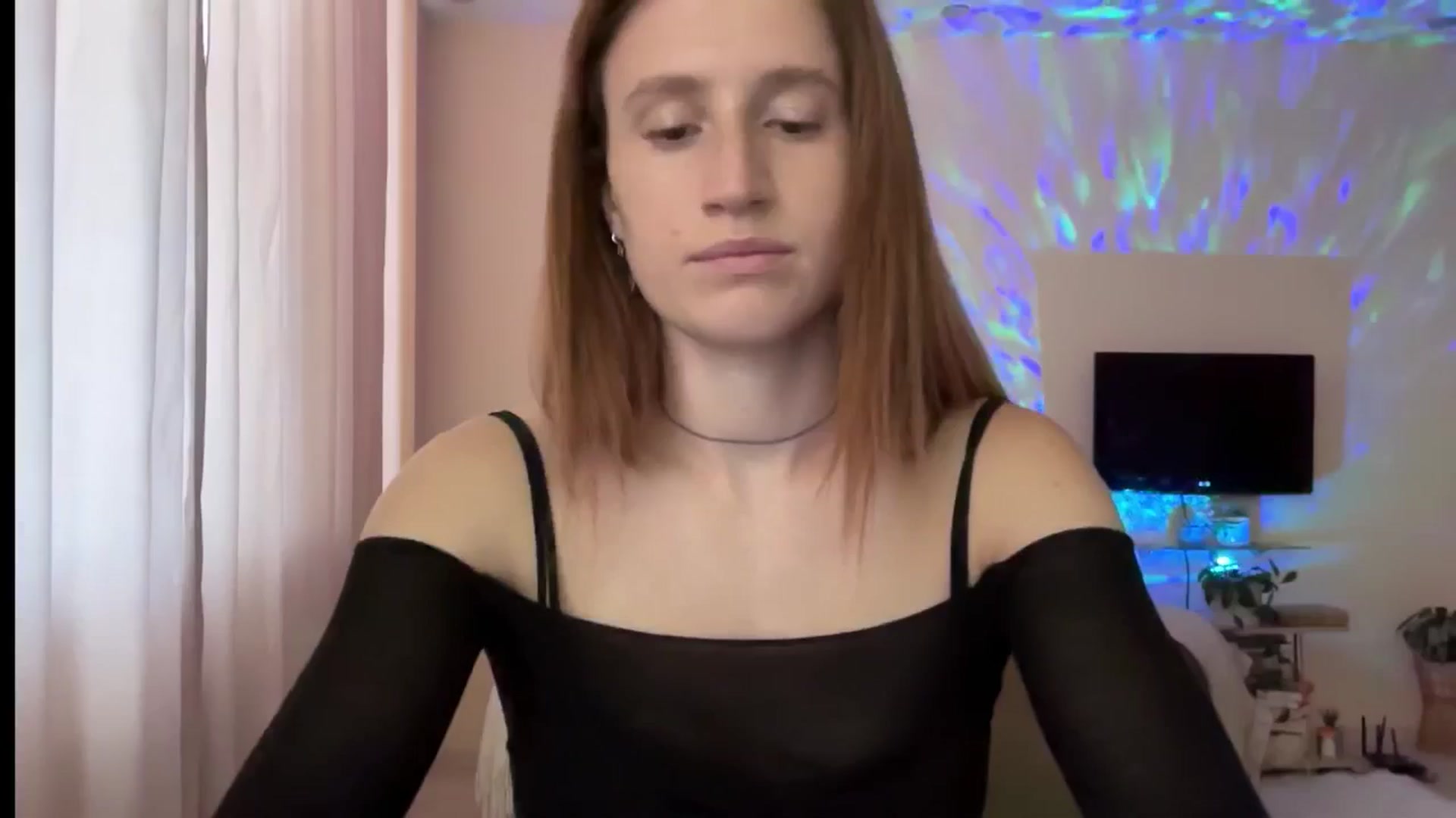 Gallery image thumbnail from LovelyBvnny's myfreecams stream on, 06/27/2024, 08:46 image 19 of 20