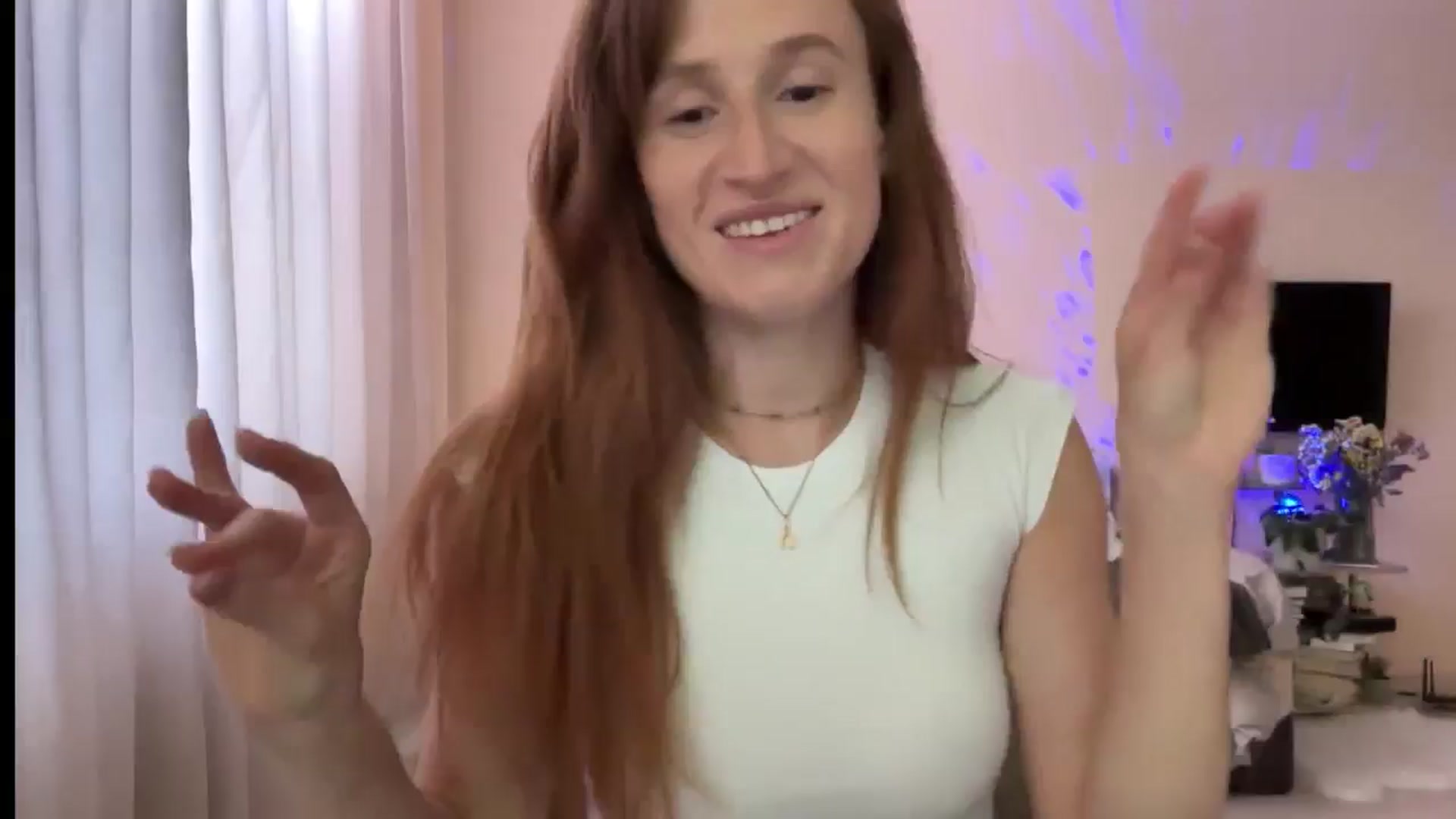Gallery image thumbnail from LovelyBvnny's myfreecams stream on, 07/27/2024, 12:10 image 10 of 20
