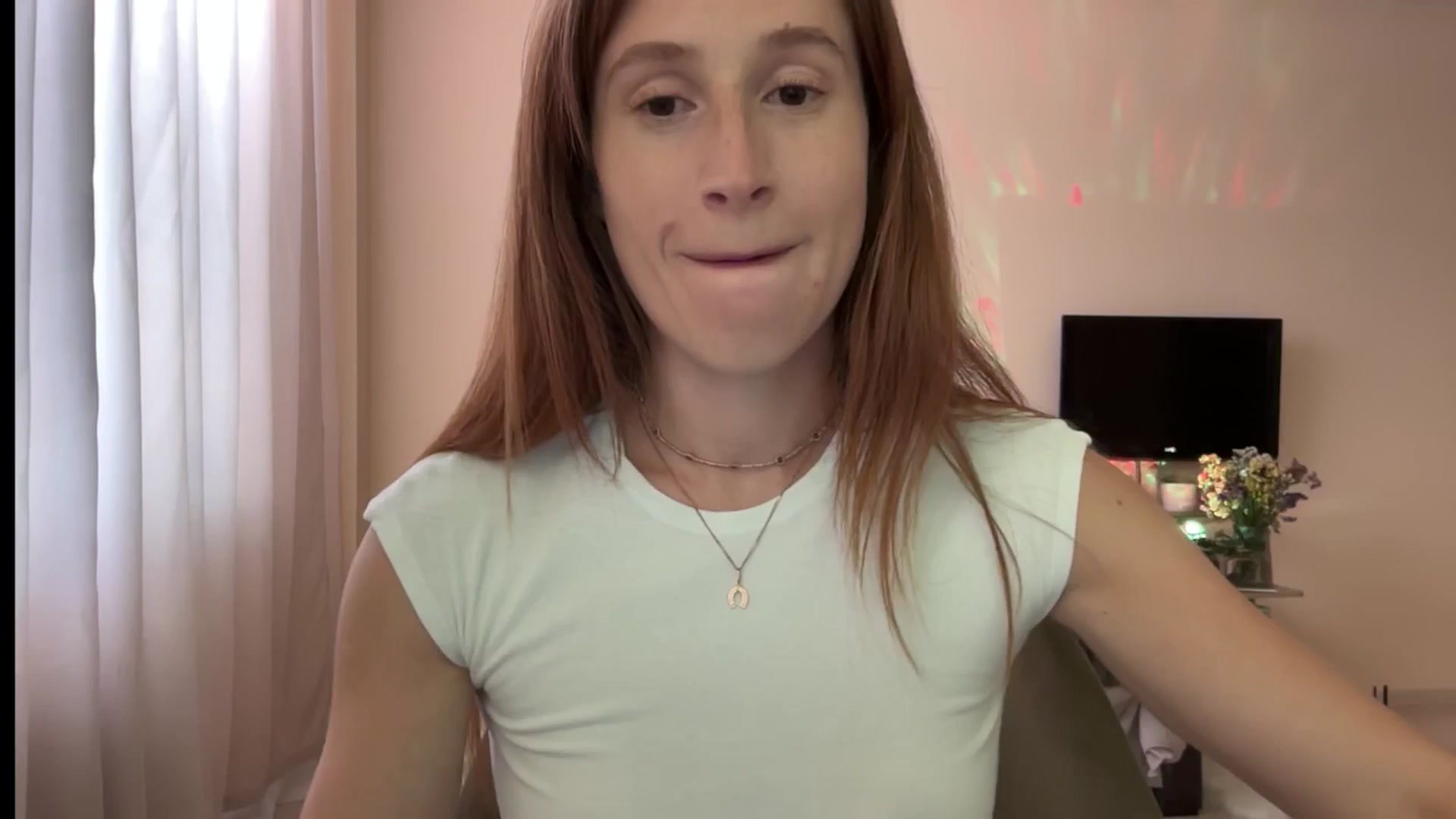 Gallery image thumbnail from LovelyBvnny's myfreecams stream on, 07/27/2024, 13:30 image 7 of 20