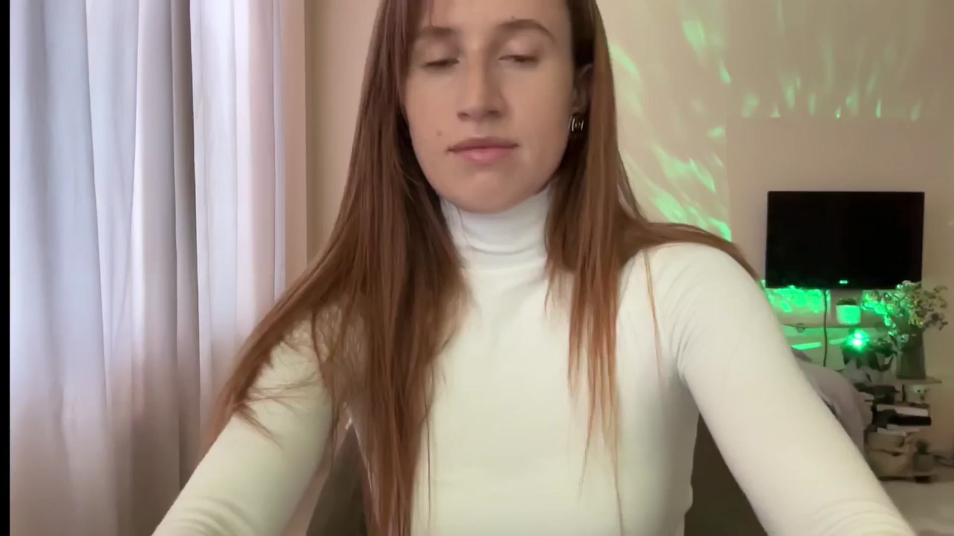Gallery image thumbnail from LovelyBvnny's myfreecams stream on, 07/30/2024, 11:23 image 1 of 20