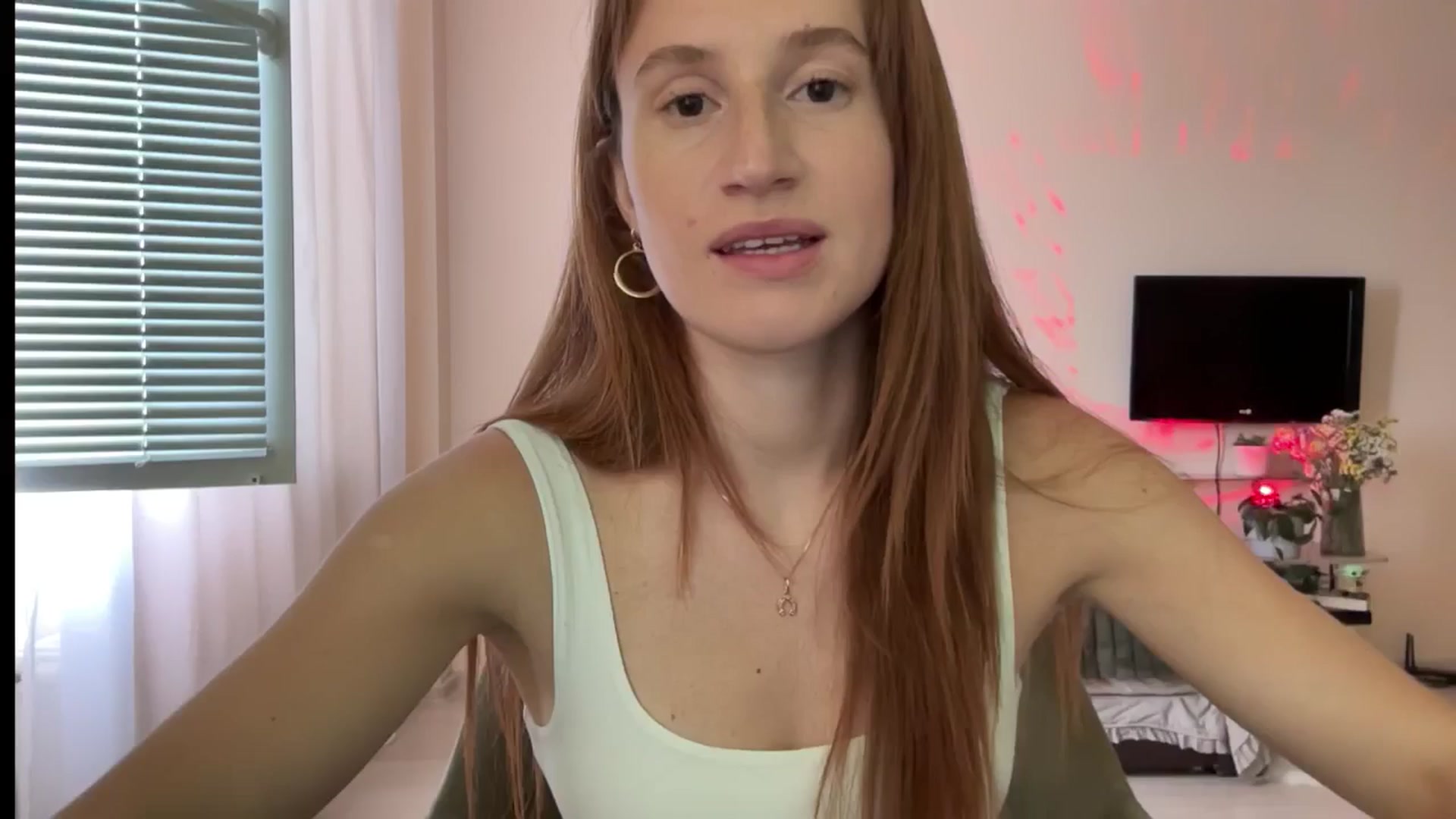 Gallery image thumbnail from LovelyBvnny's myfreecams stream on, 07/30/2024, 15:22 image 4 of 20