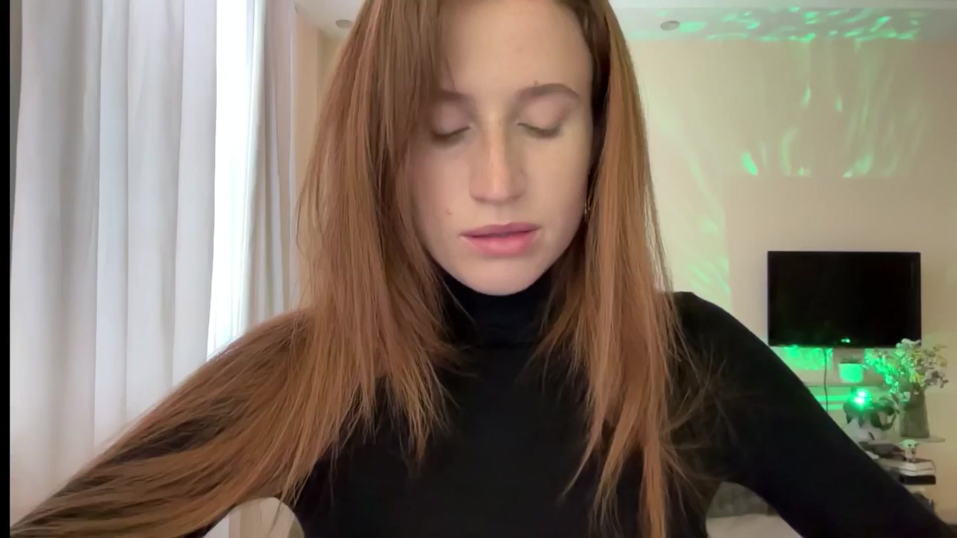 Gallery image thumbnail from LovelyBvnny's myfreecams stream on, 08/04/2024, 14:09 image 4 of 20