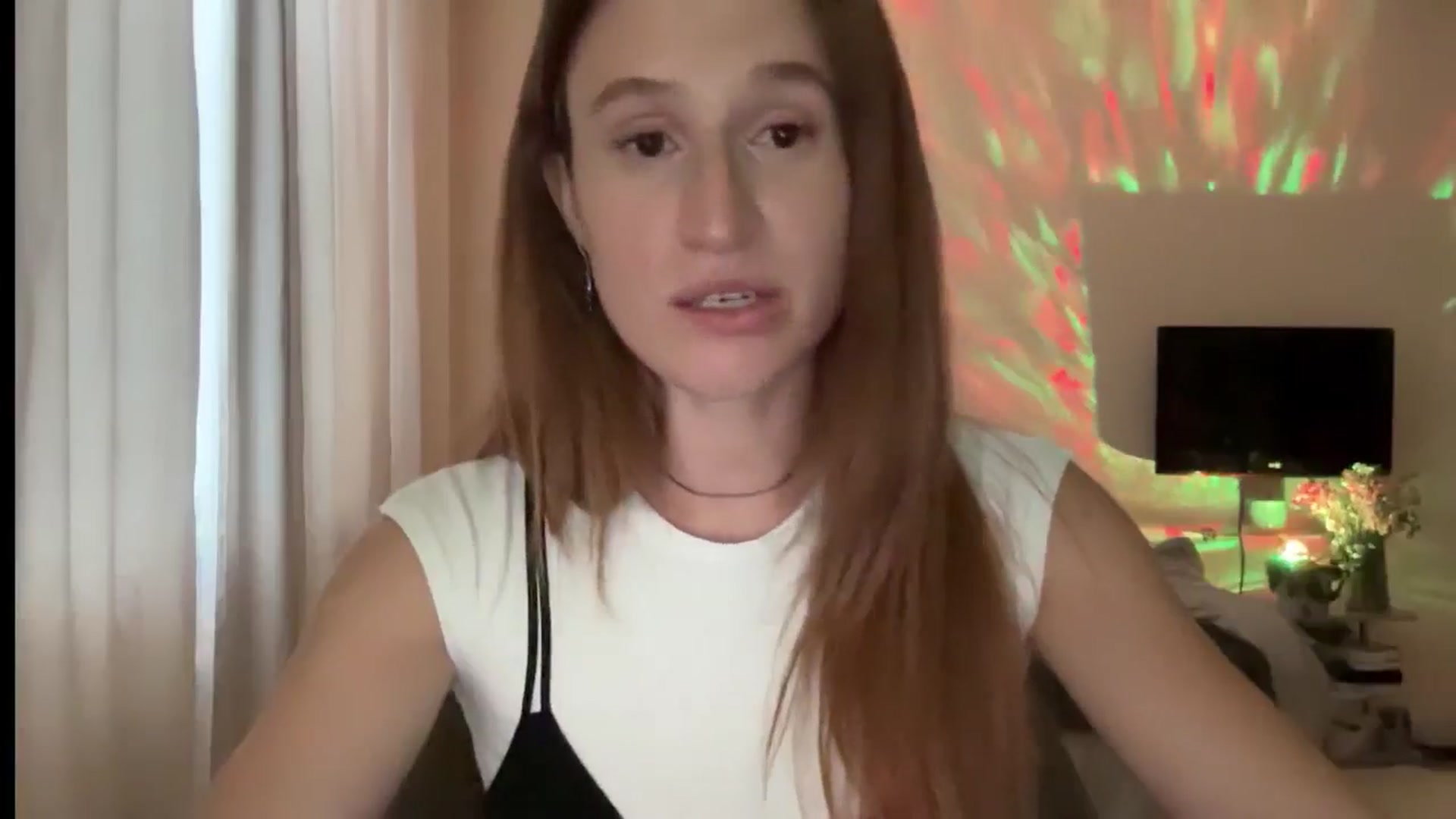 Gallery image thumbnail from LovelyBvnny's myfreecams stream on, 08/10/2024, 16:51 image 19 of 20