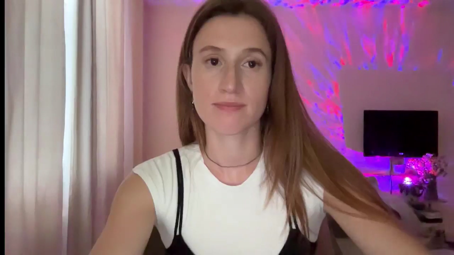 Gallery image thumbnail from LovelyBvnny's myfreecams stream on, 08/10/2024, 16:51 image 14 of 20
