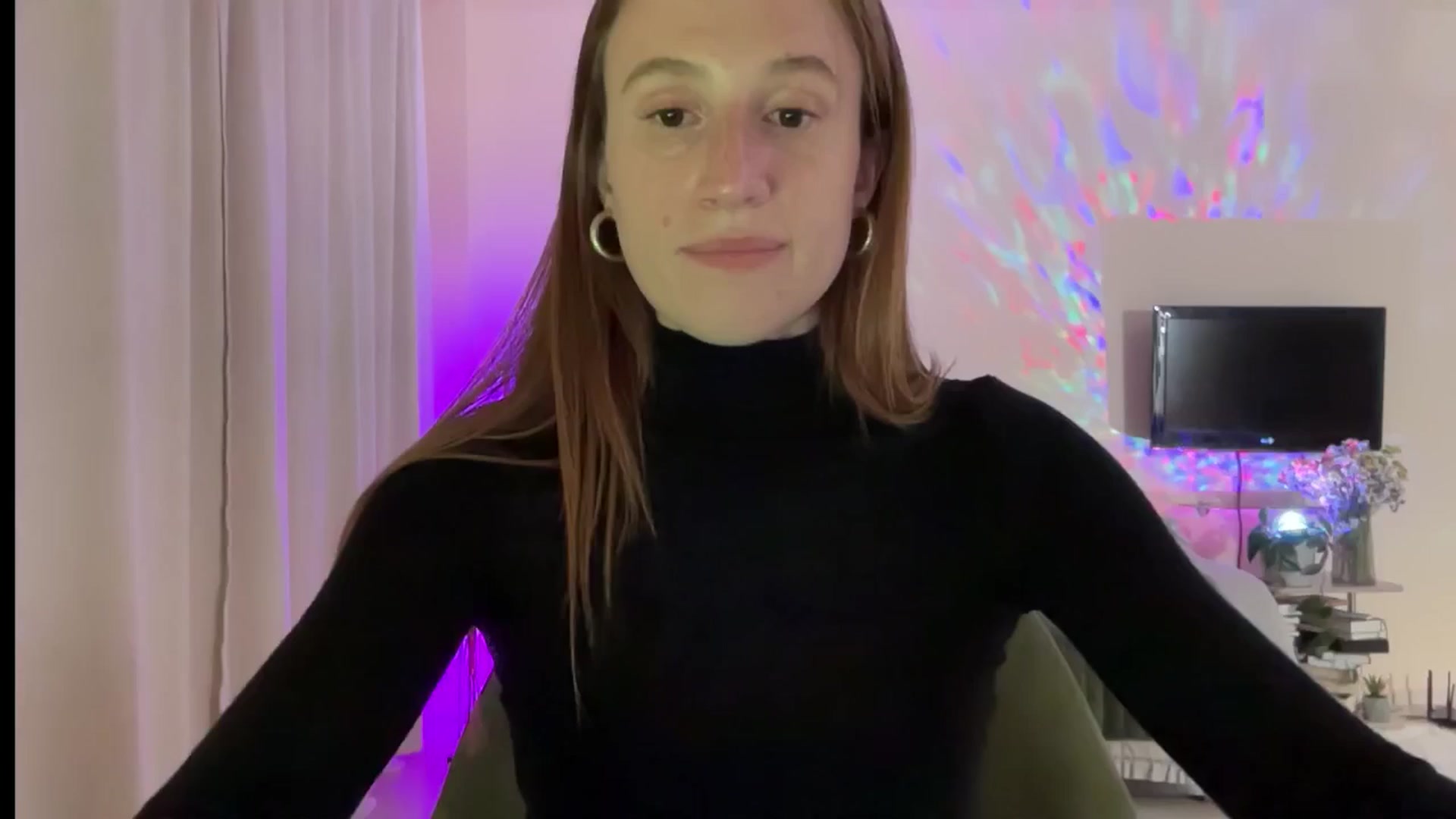 Gallery image thumbnail from LovelyBvnny's myfreecams stream on, 08/23/2024, 19:18 image 18 of 20