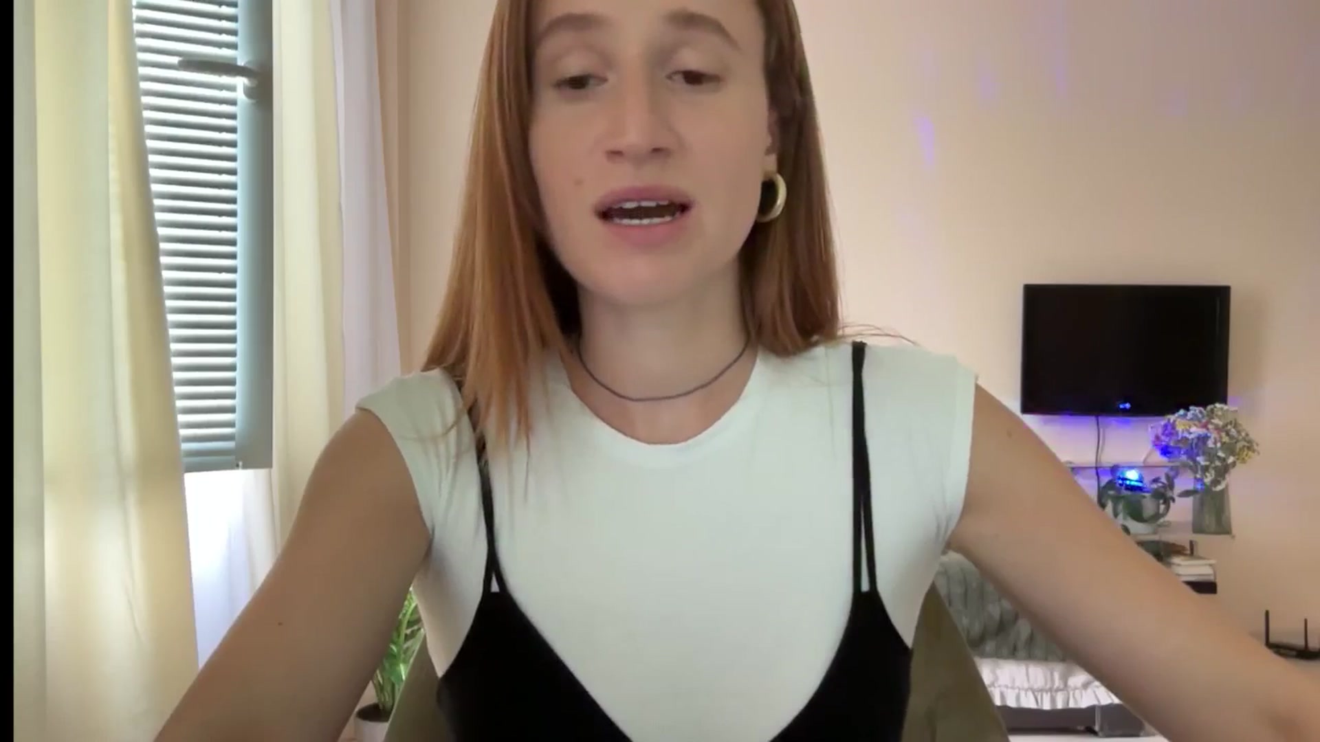 Gallery image thumbnail from LovelyBvnny's myfreecams stream on, 08/29/2024, 13:14 image 12 of 20