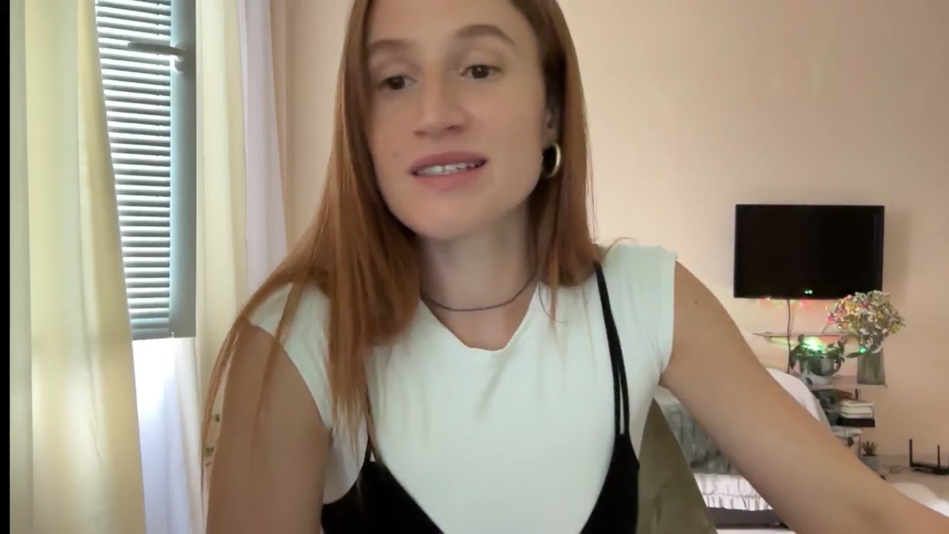 Gallery image thumbnail from LovelyBvnny's myfreecams stream on, 08/29/2024, 13:14 image 13 of 20