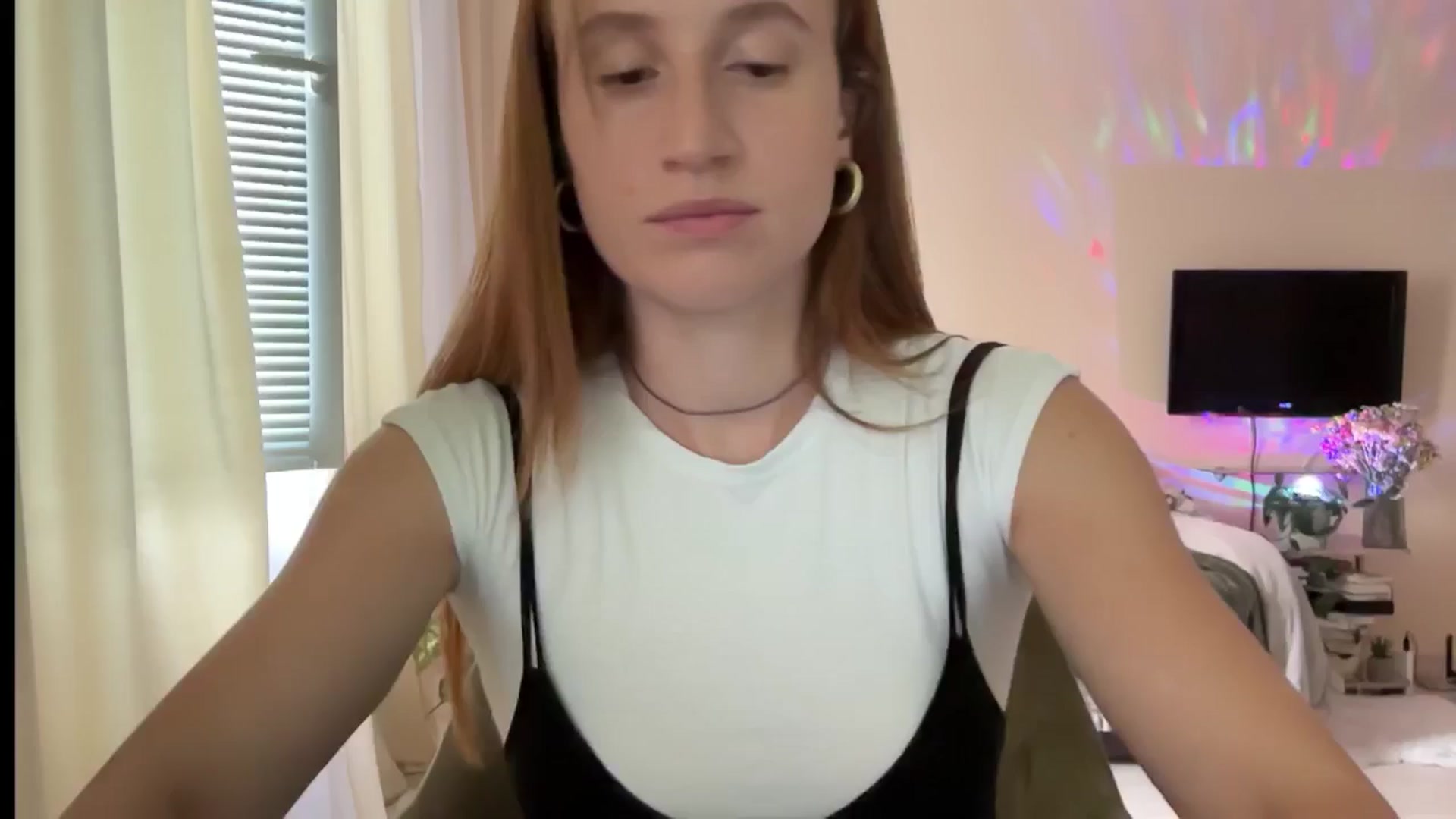 Gallery image thumbnail from LovelyBvnny's myfreecams stream on, 08/29/2024, 13:43 image 3 of 20