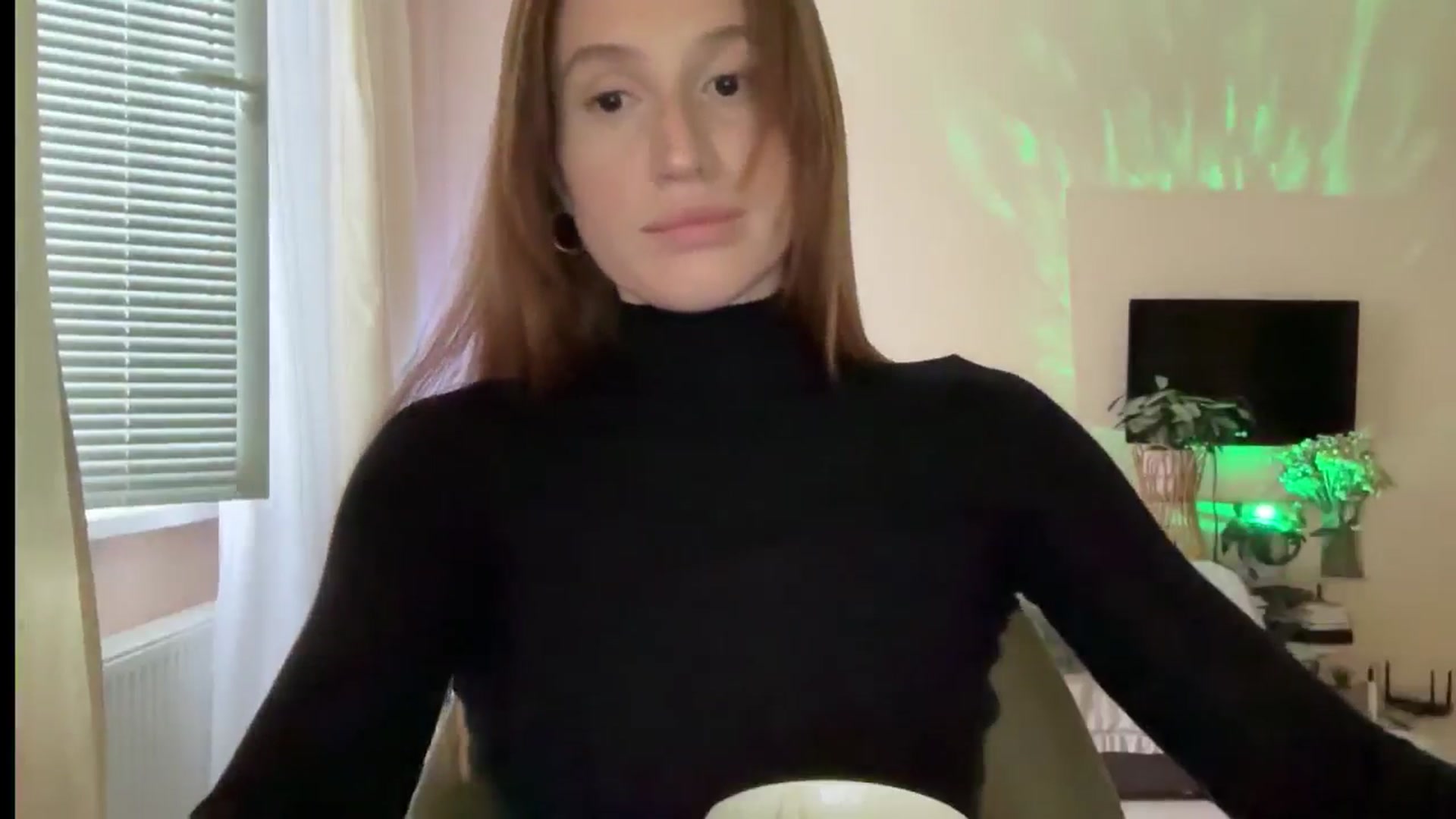 Gallery image thumbnail from LovelyBvnny's myfreecams stream on, 09/04/2024, 15:38 image 6 of 20