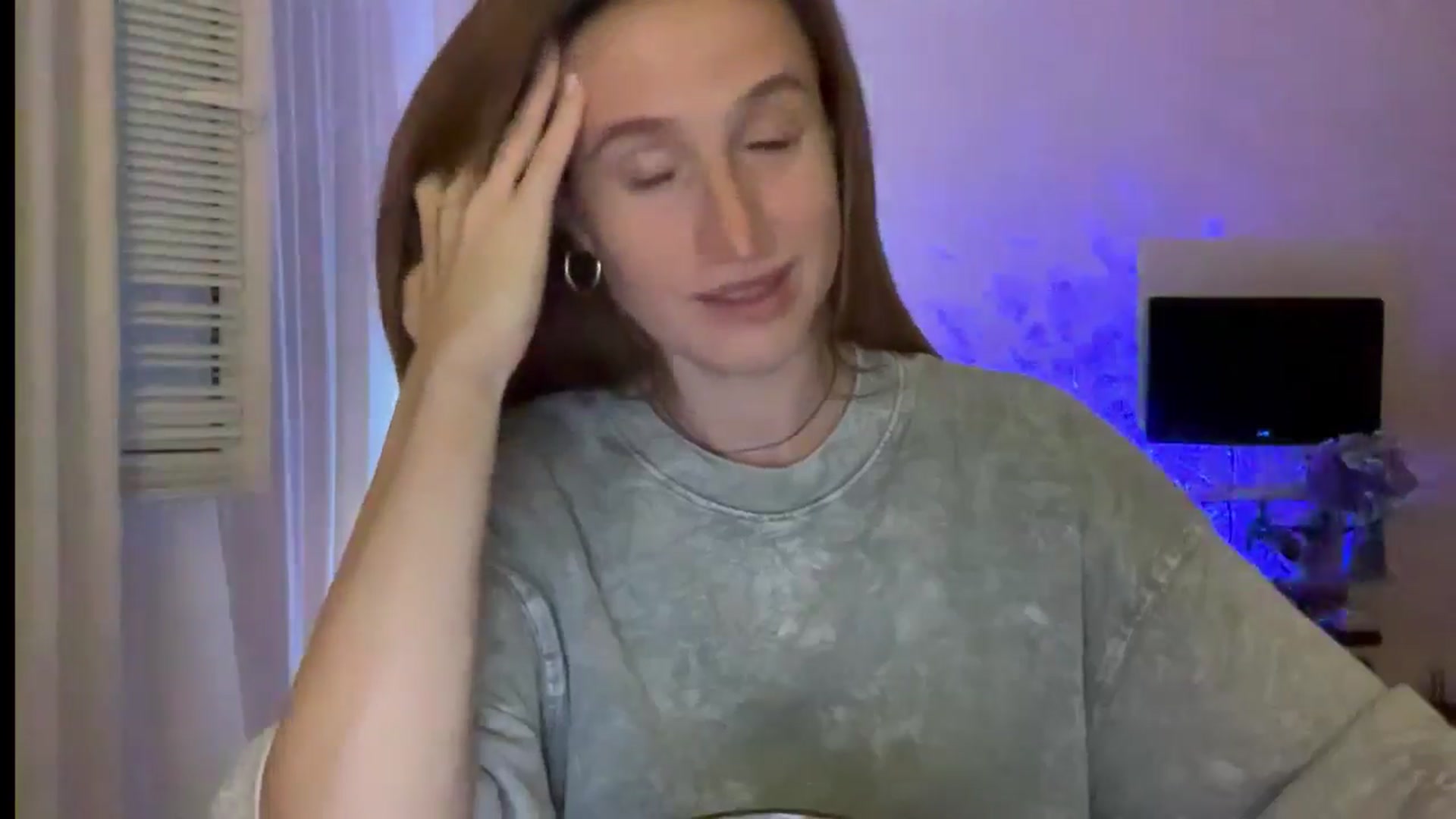 Gallery image thumbnail from LovelyBvnny's myfreecams stream on, 09/06/2024, 17:47 image 4 of 20