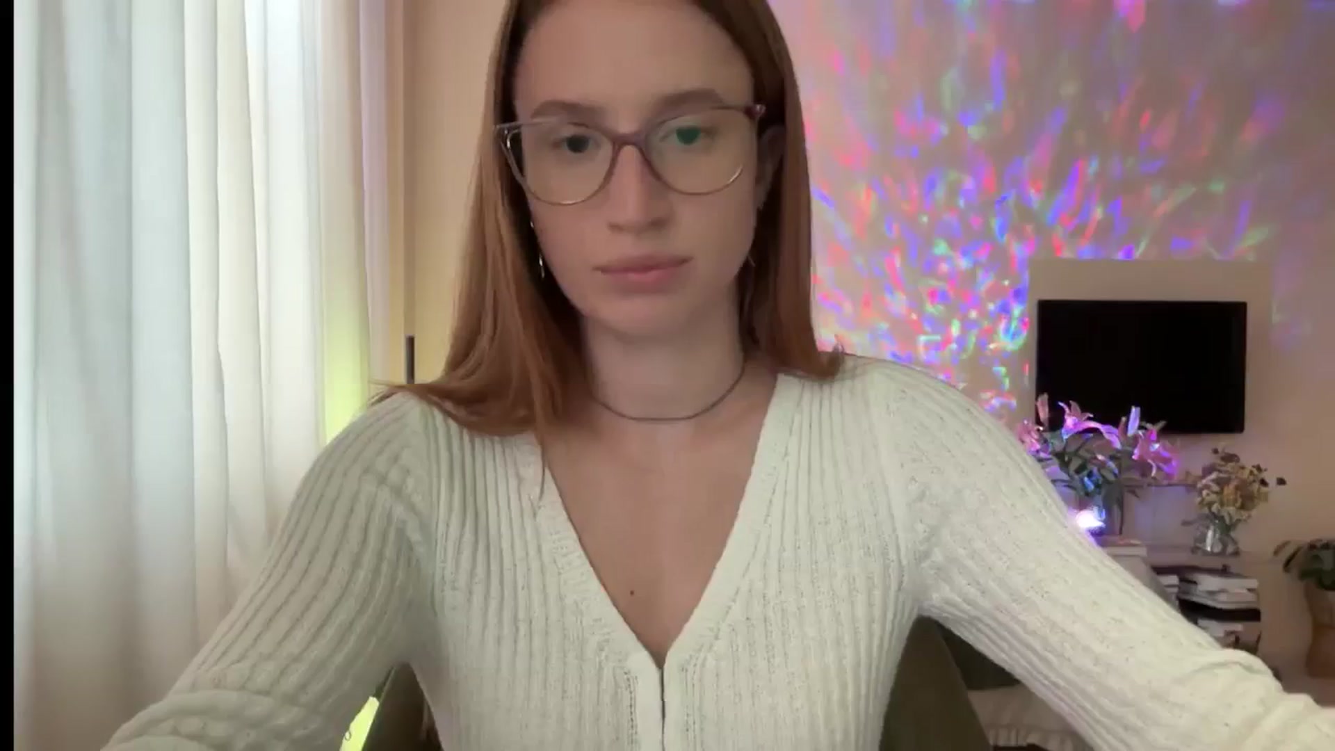 Gallery image thumbnail from LovelyBvnny's myfreecams stream on, 09/21/2024, 13:28 image 15 of 20