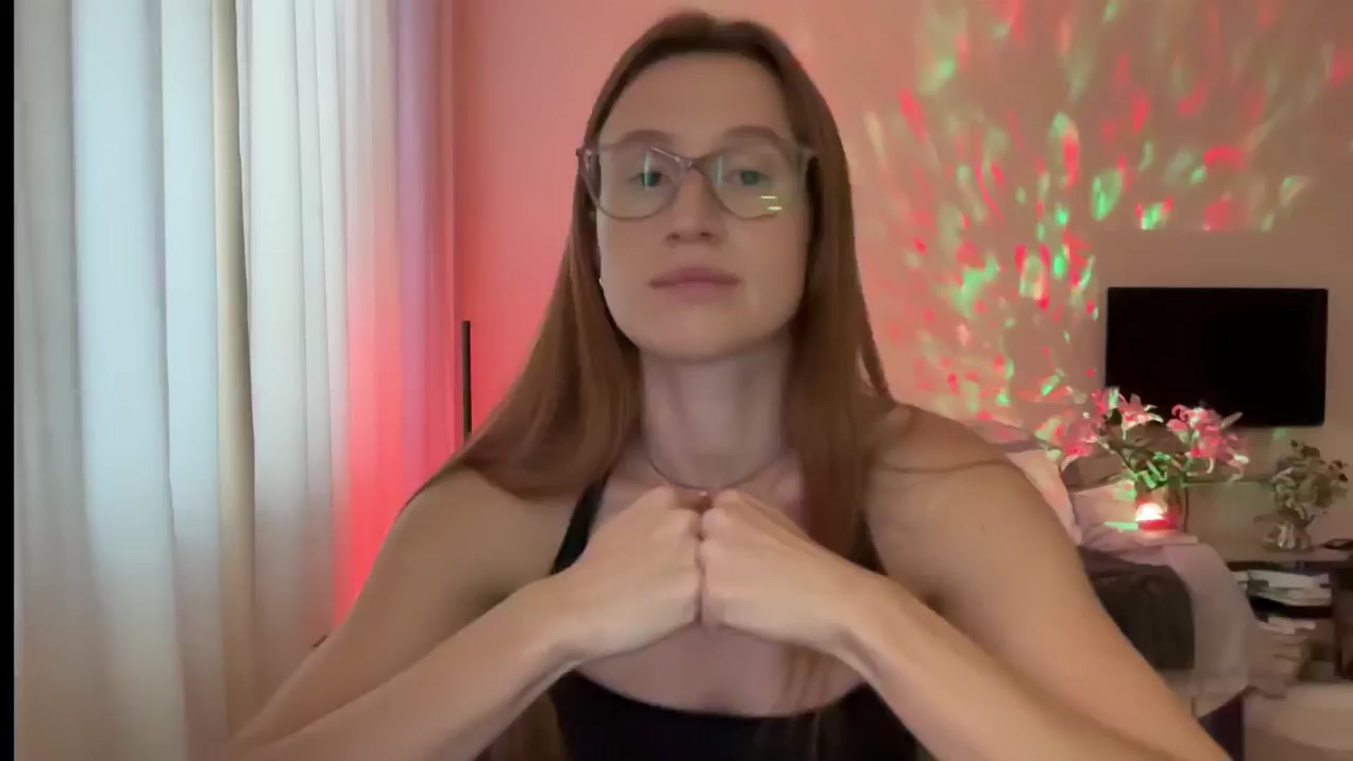 Gallery image thumbnail from LovelyBvnny's myfreecams stream on, 09/23/2024, 15:09 image 12 of 20