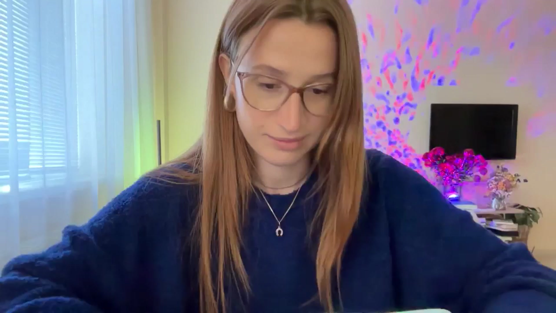Gallery image thumbnail from LovelyBvnny's myfreecams stream on, 09/26/2024, 14:58 image 16 of 20