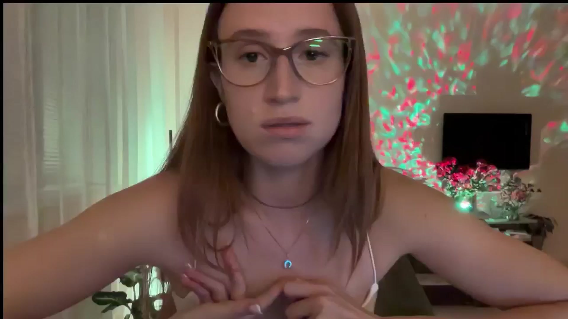 Gallery image thumbnail from LovelyBvnny's myfreecams stream on, 09/26/2024, 16:19 image 19 of 20