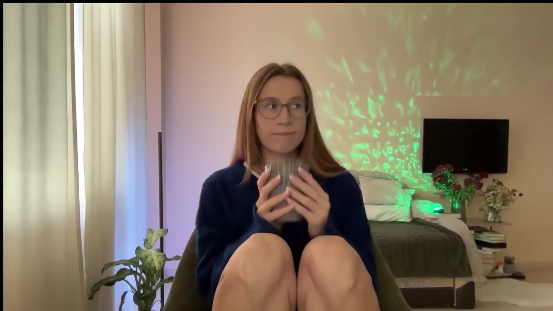 Gallery image thumbnail from LovelyBvnny's myfreecams stream on, 10/01/2024, 11:47 image 17 of 20