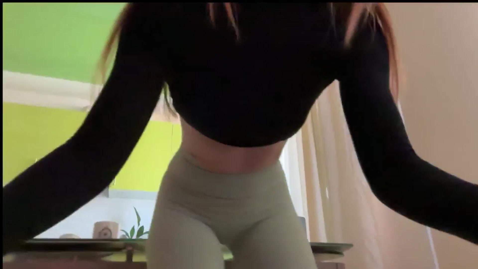 Gallery image thumbnail from LovelyBvnny's myfreecams stream on, 10/02/2024, 14:00 image 14 of 20