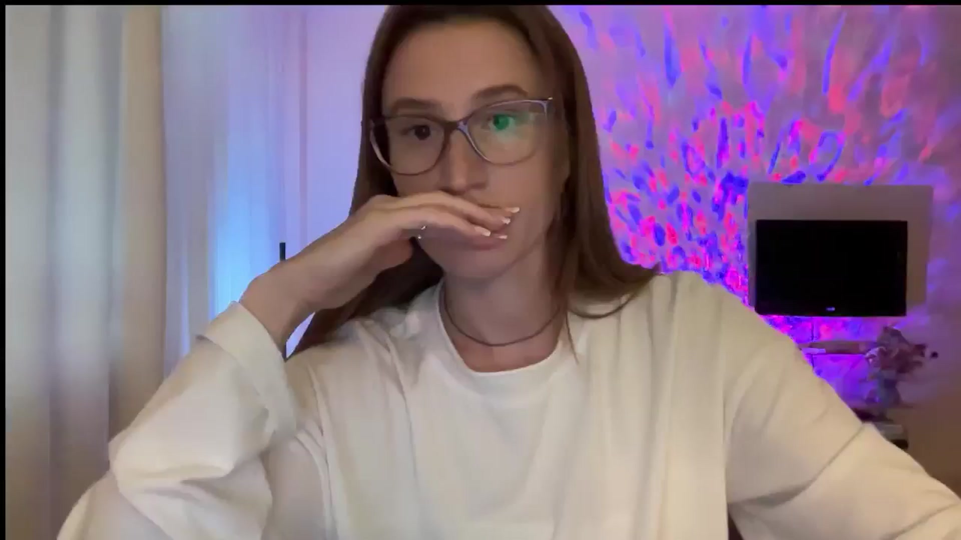 Gallery image thumbnail from LovelyBvnny's myfreecams stream on, 10/02/2024, 16:09 image 14 of 20
