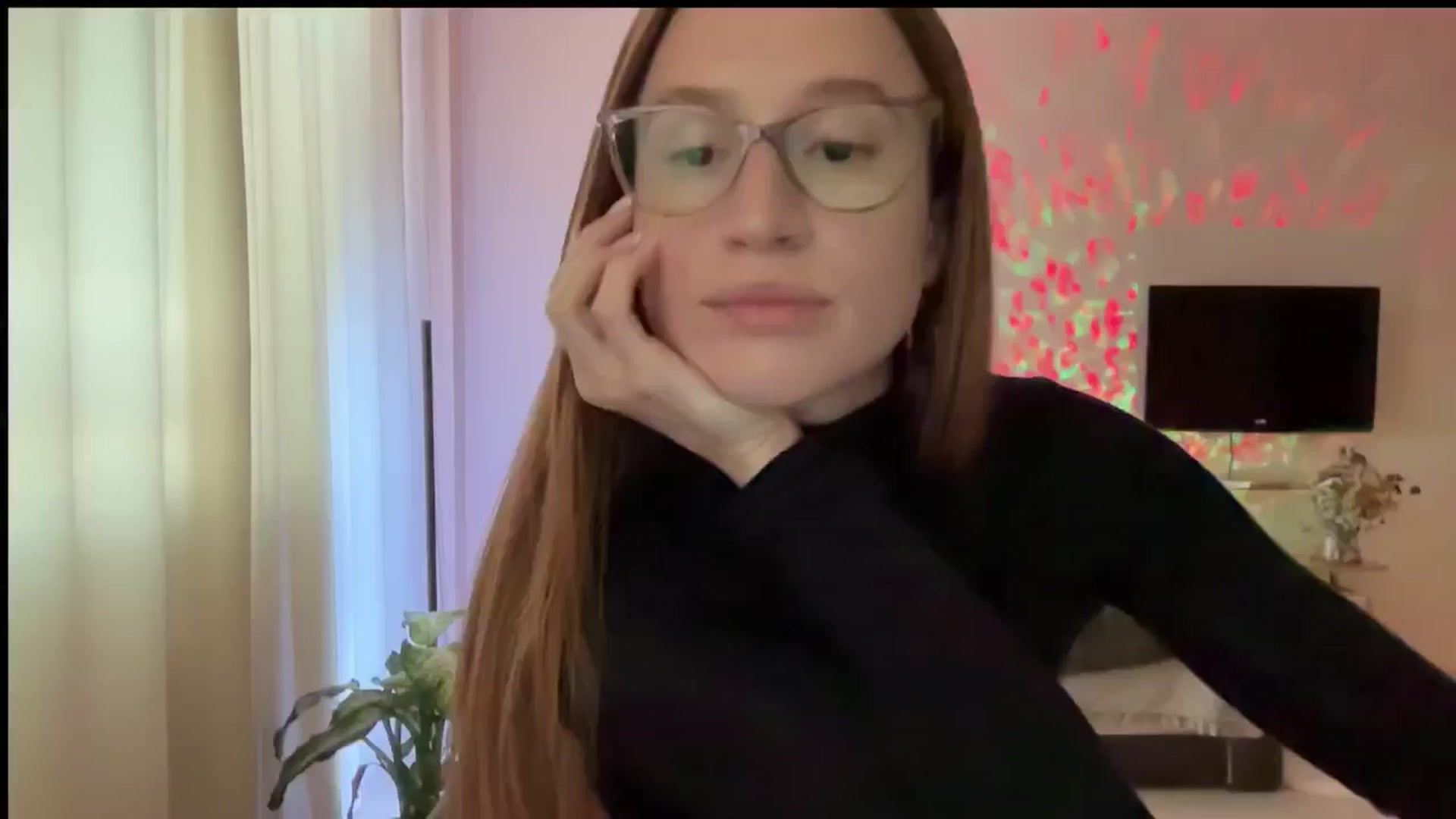 Gallery image thumbnail from LovelyBvnny's myfreecams stream on, 10/02/2024, 16:09 image 3 of 20