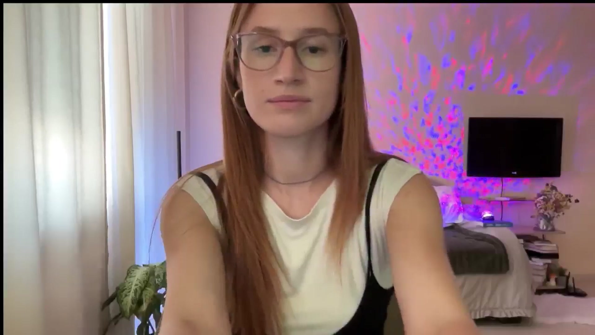 Gallery image thumbnail from LovelyBvnny's myfreecams stream on, 10/03/2024, 12:58 image 15 of 20
