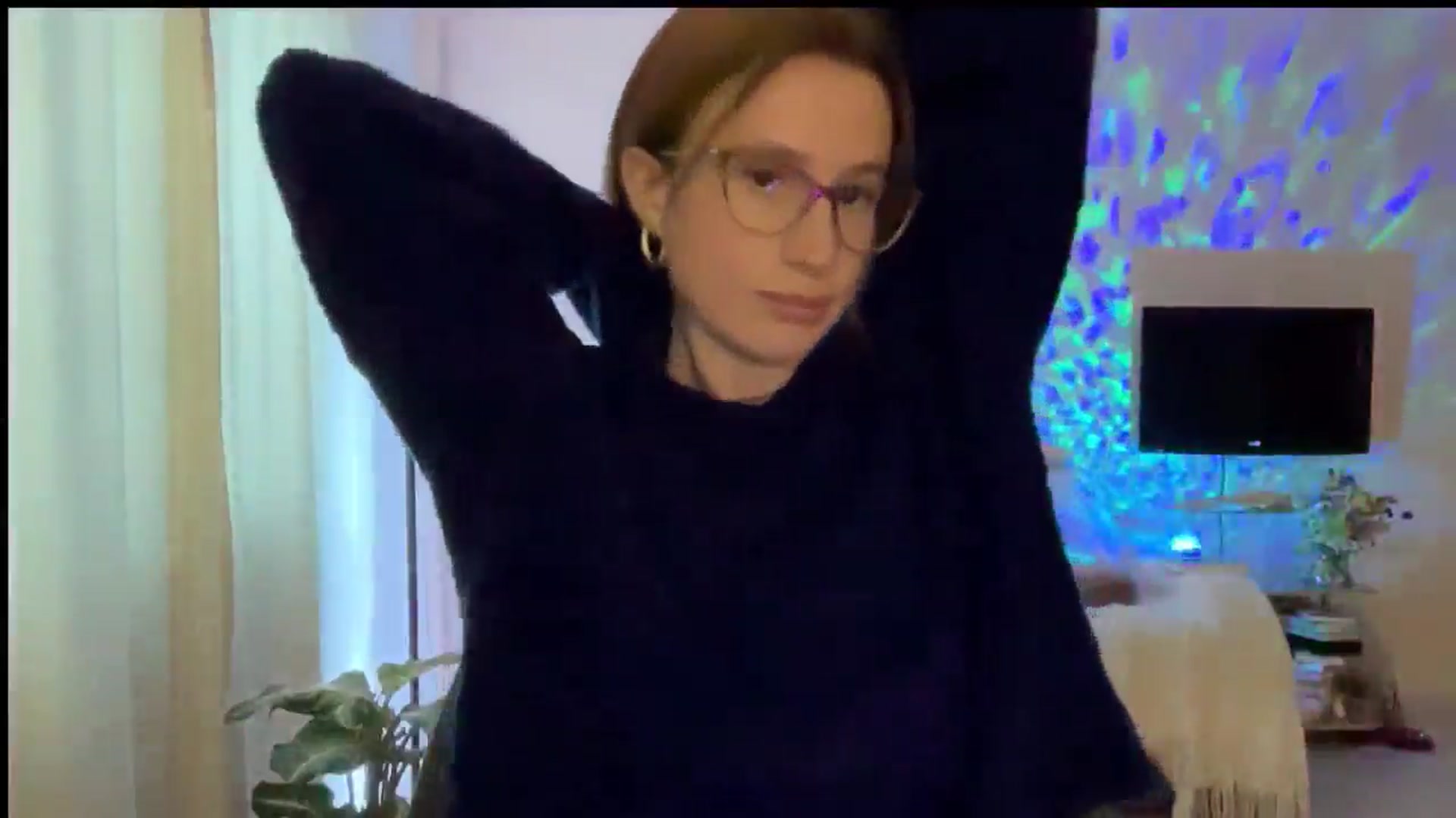 Gallery image thumbnail from LovelyBvnny's myfreecams stream on, 10/05/2024, 15:30 image 7 of 20