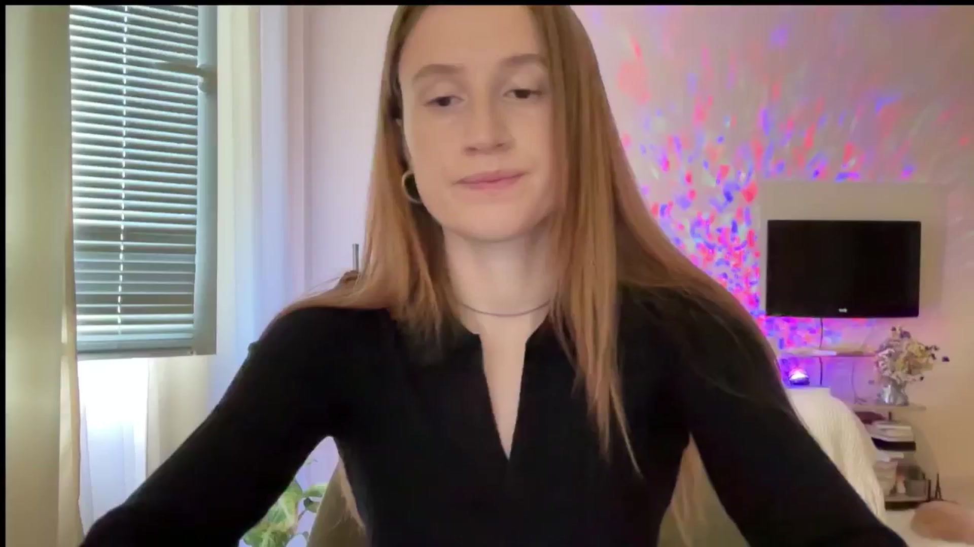 Gallery image thumbnail from LovelyBvnny's myfreecams stream on, 10/06/2024, 13:09 image 1 of 20