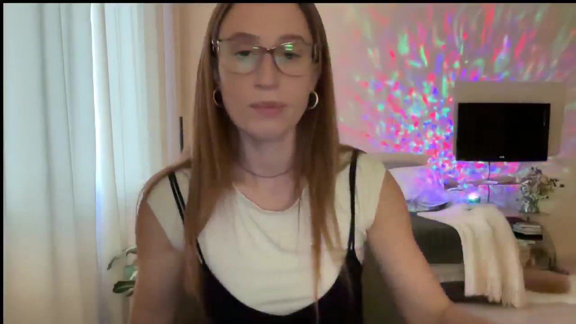 Gallery image thumbnail from LovelyBvnny's myfreecams stream on, 10/07/2024, 15:52 image 12 of 20
