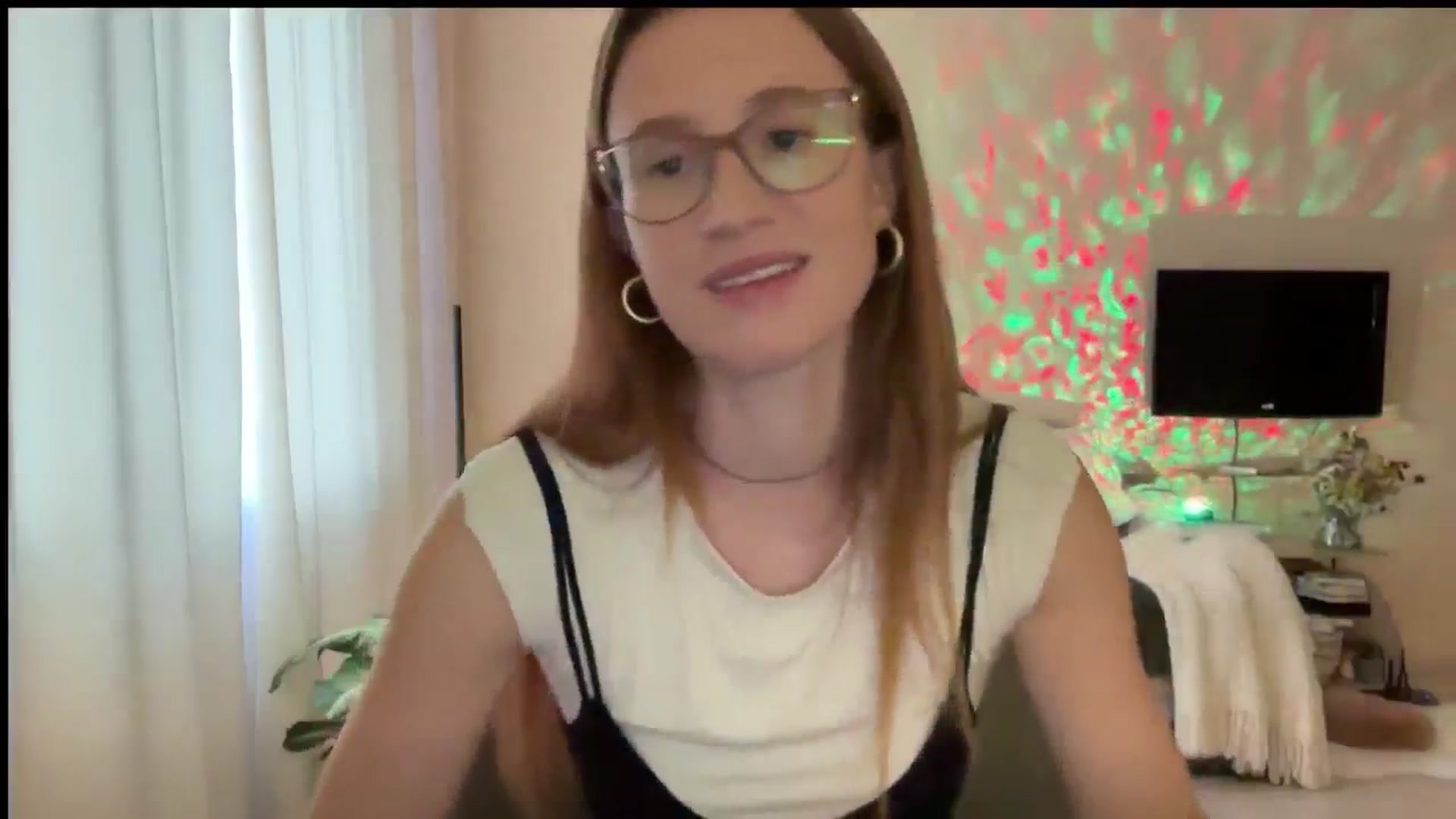 Gallery image thumbnail from LovelyBvnny's myfreecams stream on, 10/07/2024, 15:52 image 11 of 20