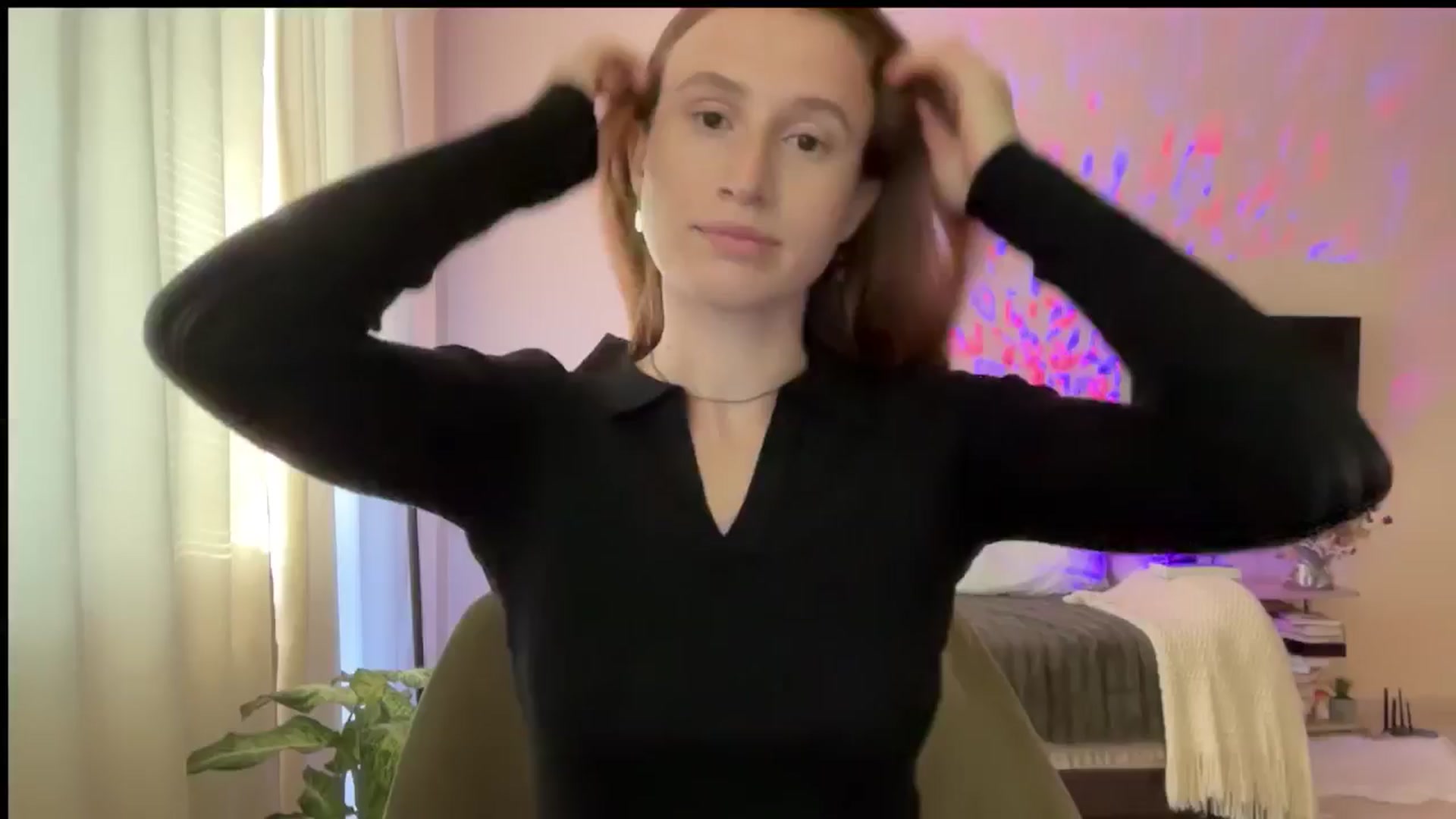 Gallery image thumbnail from LovelyBvnny's myfreecams stream on, 10/08/2024, 15:17 image 1 of 20