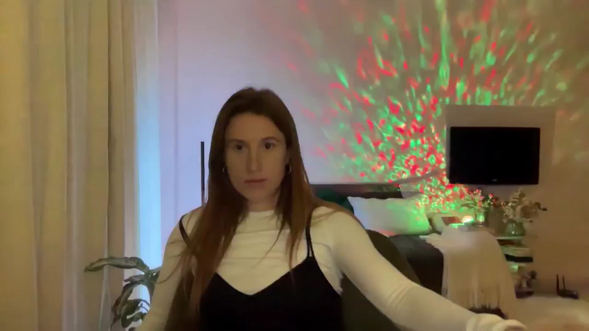 Gallery image thumbnail from LovelyBvnny's myfreecams stream on, 10/19/2024, 17:01 image 16 of 20