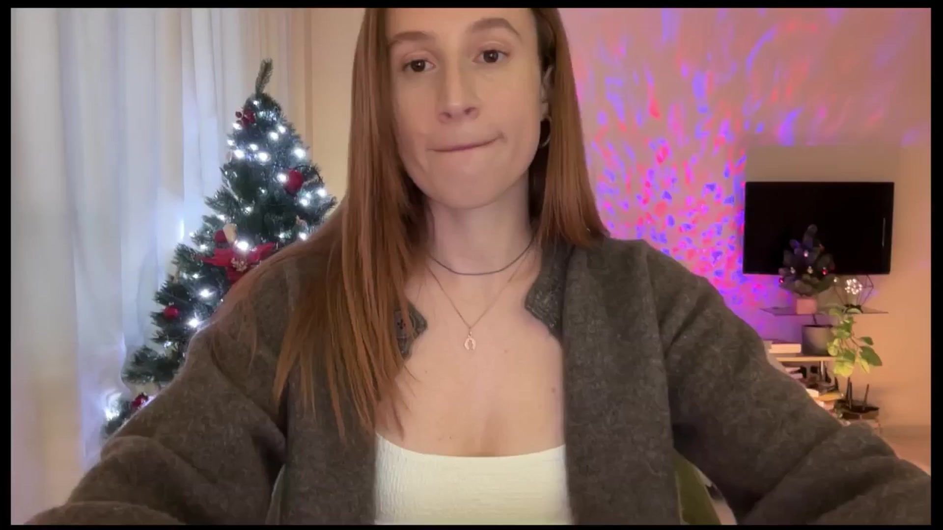 Gallery image thumbnail from LovelyBvnny's myfreecams stream on, 12/23/2024, 13:57 image 14 of 20