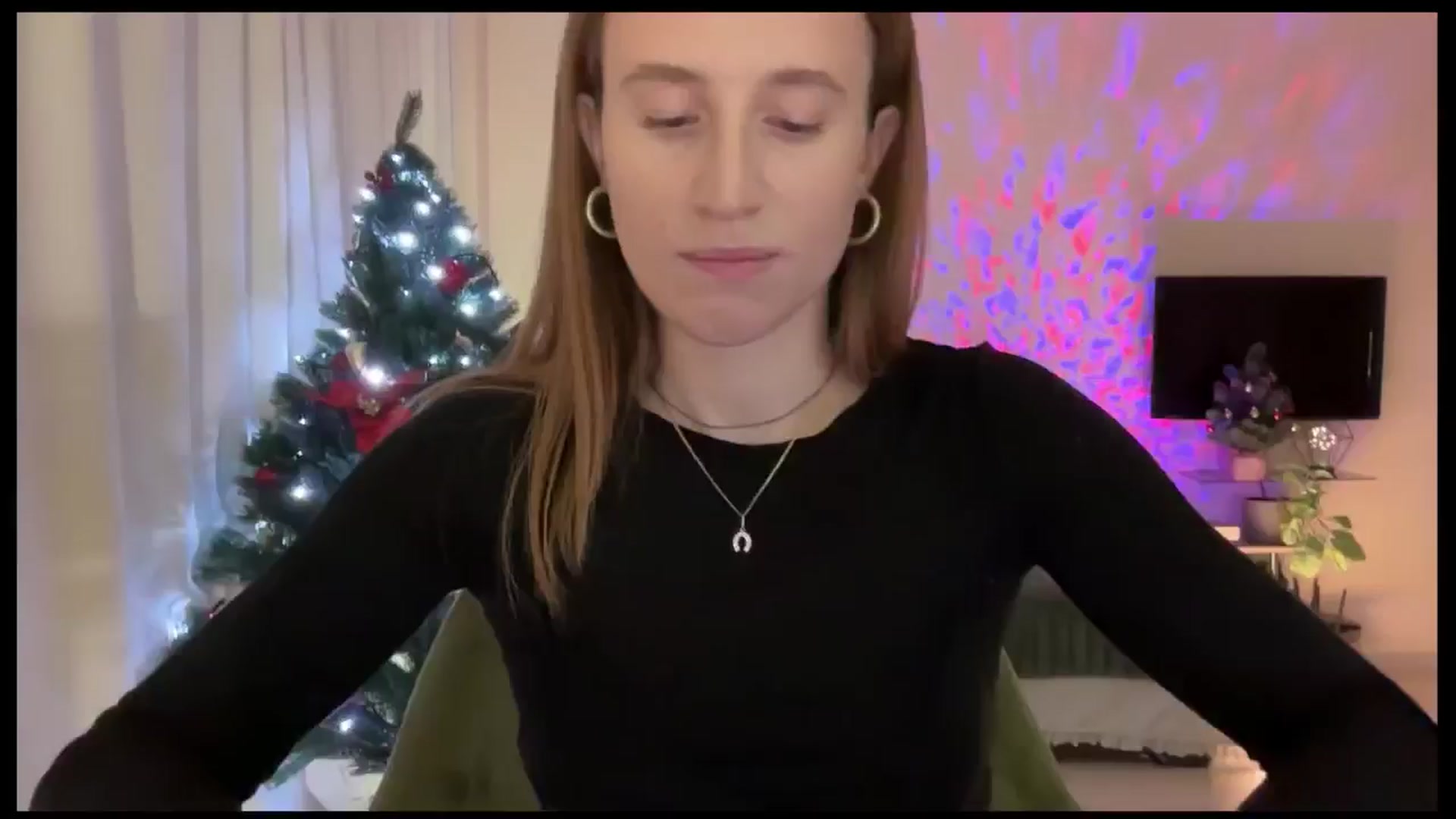 Gallery image thumbnail from LovelyBvnny's myfreecams stream on, 12/23/2024, 17:46 image 9 of 20