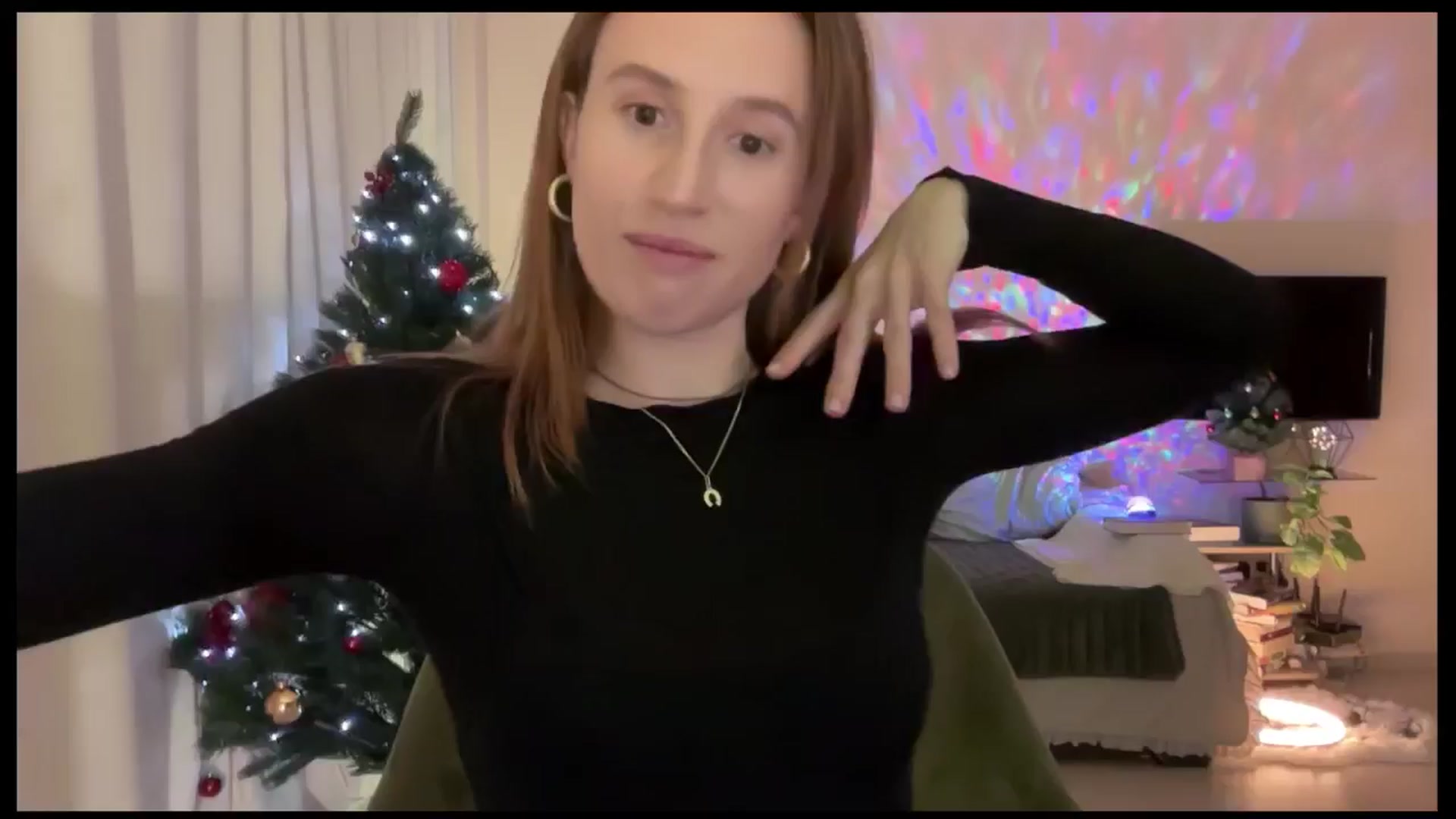Gallery image thumbnail from LovelyBvnny's myfreecams stream on, 12/23/2024, 17:46 image 7 of 20