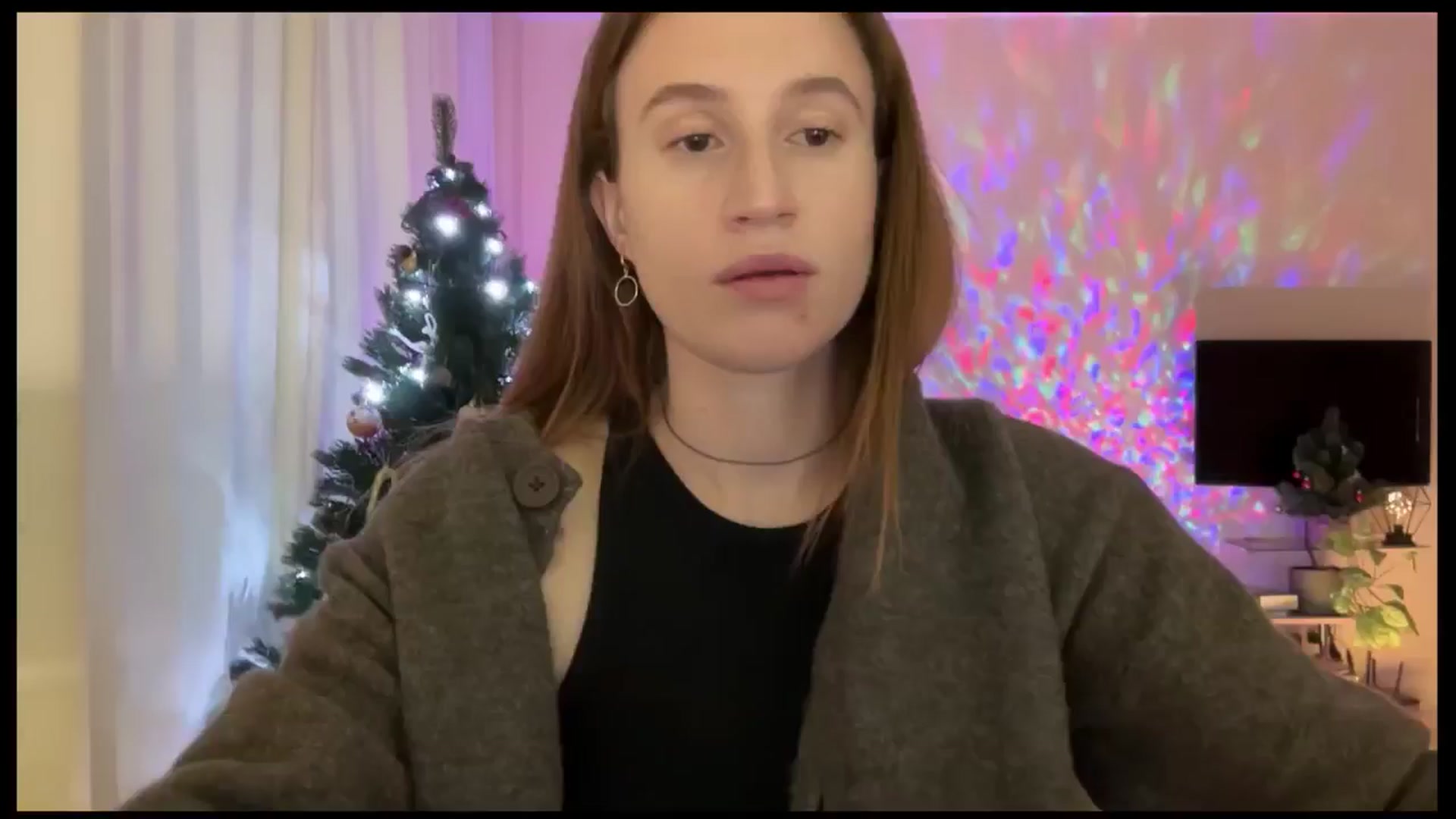 Gallery image thumbnail from LovelyBvnny's myfreecams stream on, 12/25/2024, 14:19 image 4 of 20