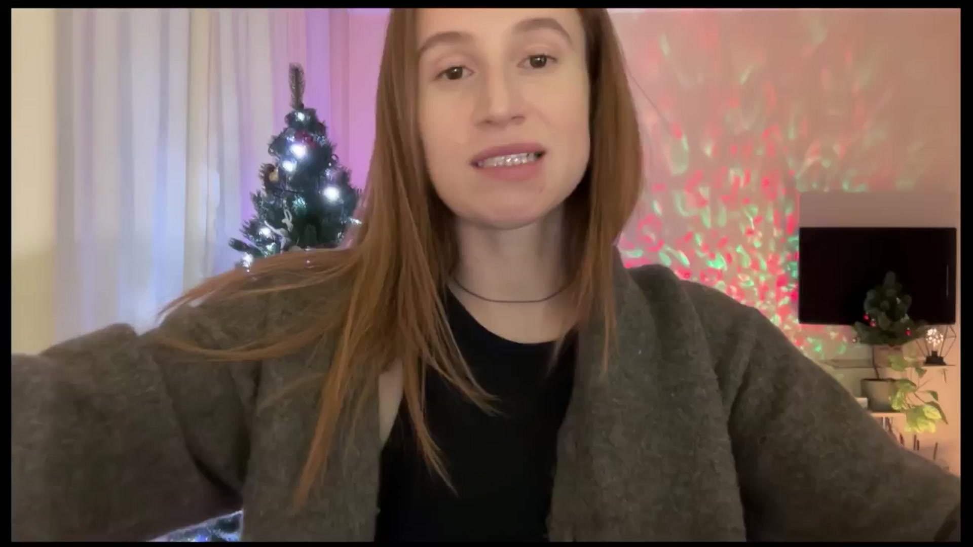 Gallery image thumbnail from LovelyBvnny's myfreecams stream on, 12/25/2024, 14:19 image 10 of 20