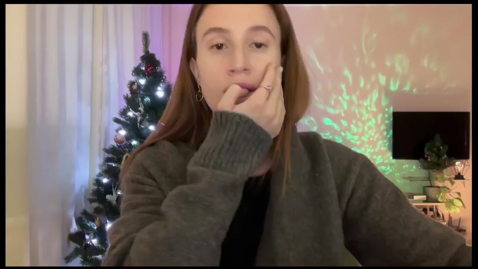 Gallery image thumbnail from LovelyBvnny's myfreecams stream on, 12/25/2024, 14:19 image 7 of 20