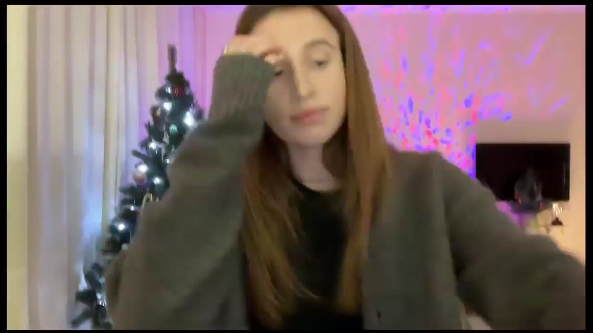 Gallery image thumbnail from LovelyBvnny's myfreecams stream on, 12/25/2024, 15:38 image 3 of 20