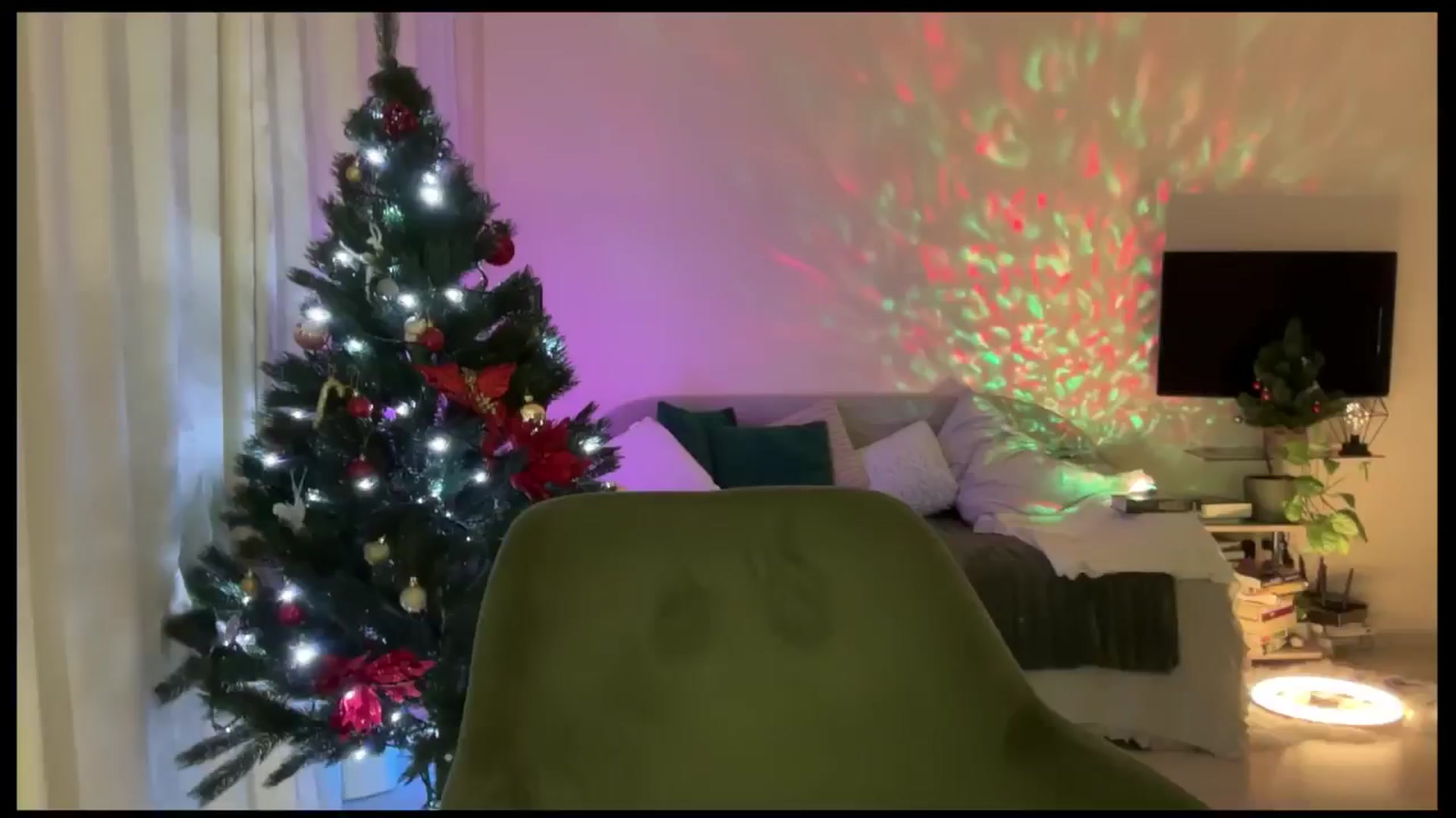 Gallery image thumbnail from LovelyBvnny's myfreecams stream on, 12/25/2024, 15:38 image 19 of 20
