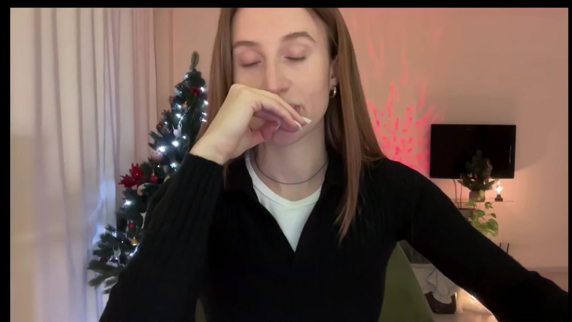 Gallery image thumbnail from LovelyBvnny's myfreecams stream on, 01/04/2025, 18:07 image 10 of 20