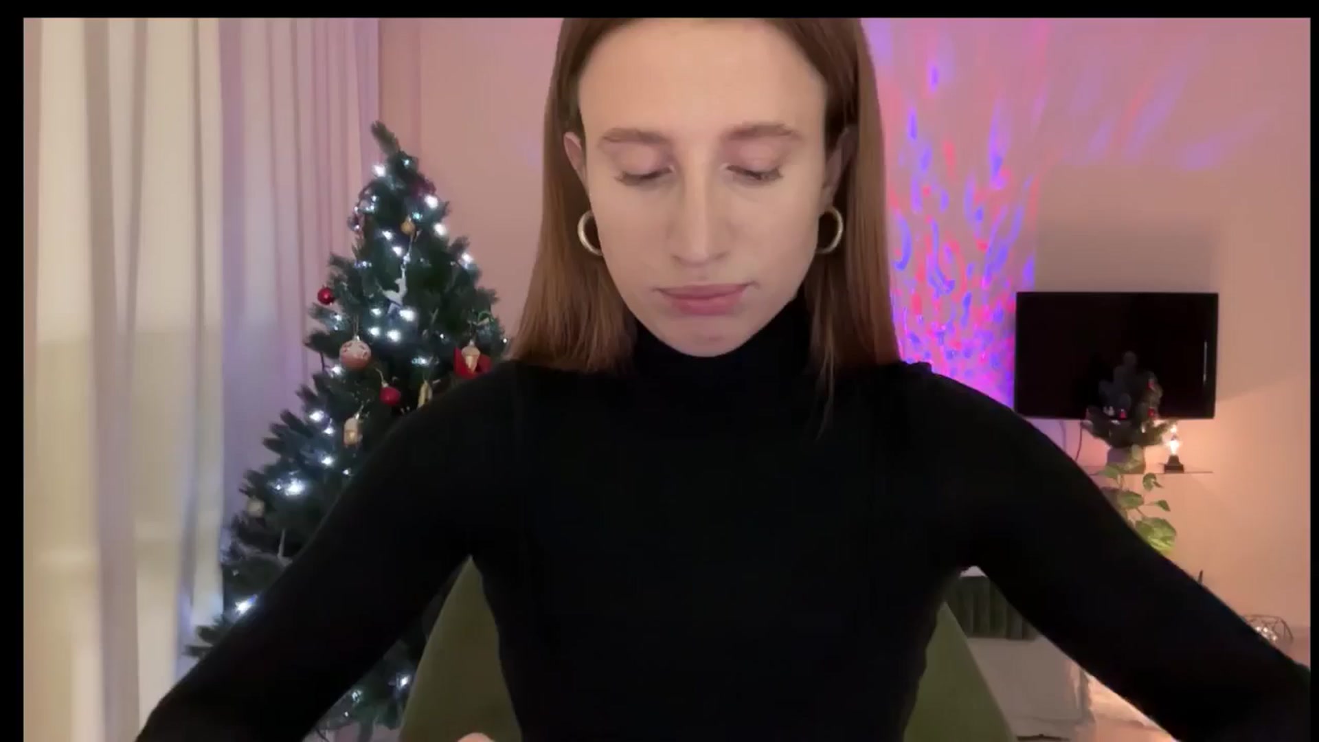 Gallery image thumbnail from LovelyBvnny's myfreecams stream on, 01/05/2025, 16:05 image 4 of 20