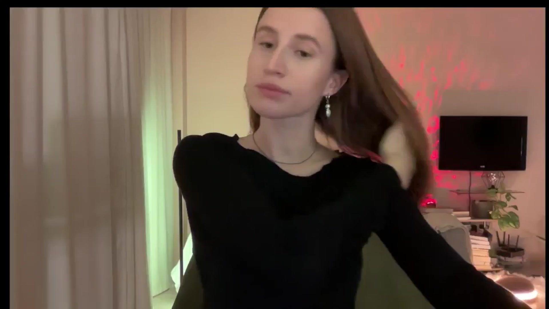 Gallery image thumbnail from LovelyBvnny's myfreecams stream on, 01/09/2025, 15:39 image 13 of 20