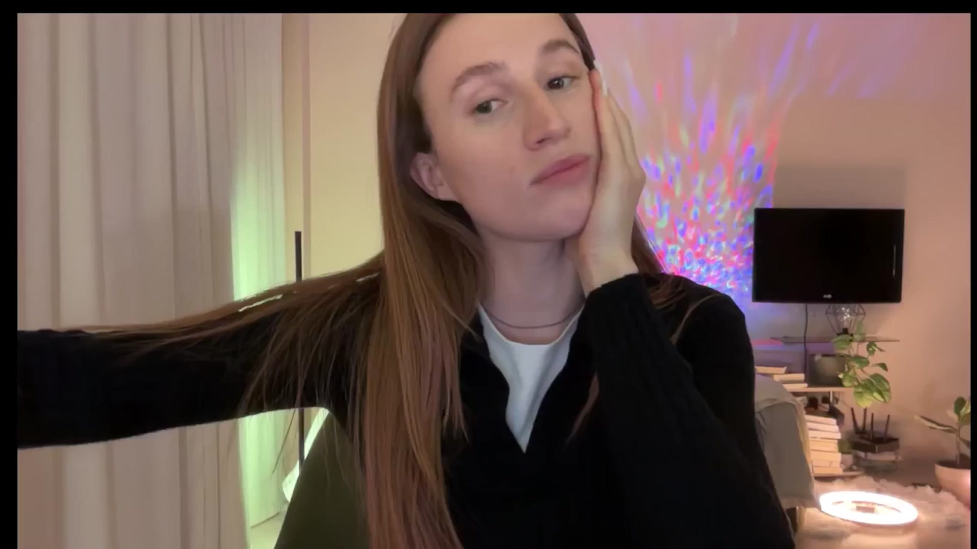 Gallery image thumbnail from LovelyBvnny's myfreecams stream on, 01/09/2025, 18:09 image 19 of 20